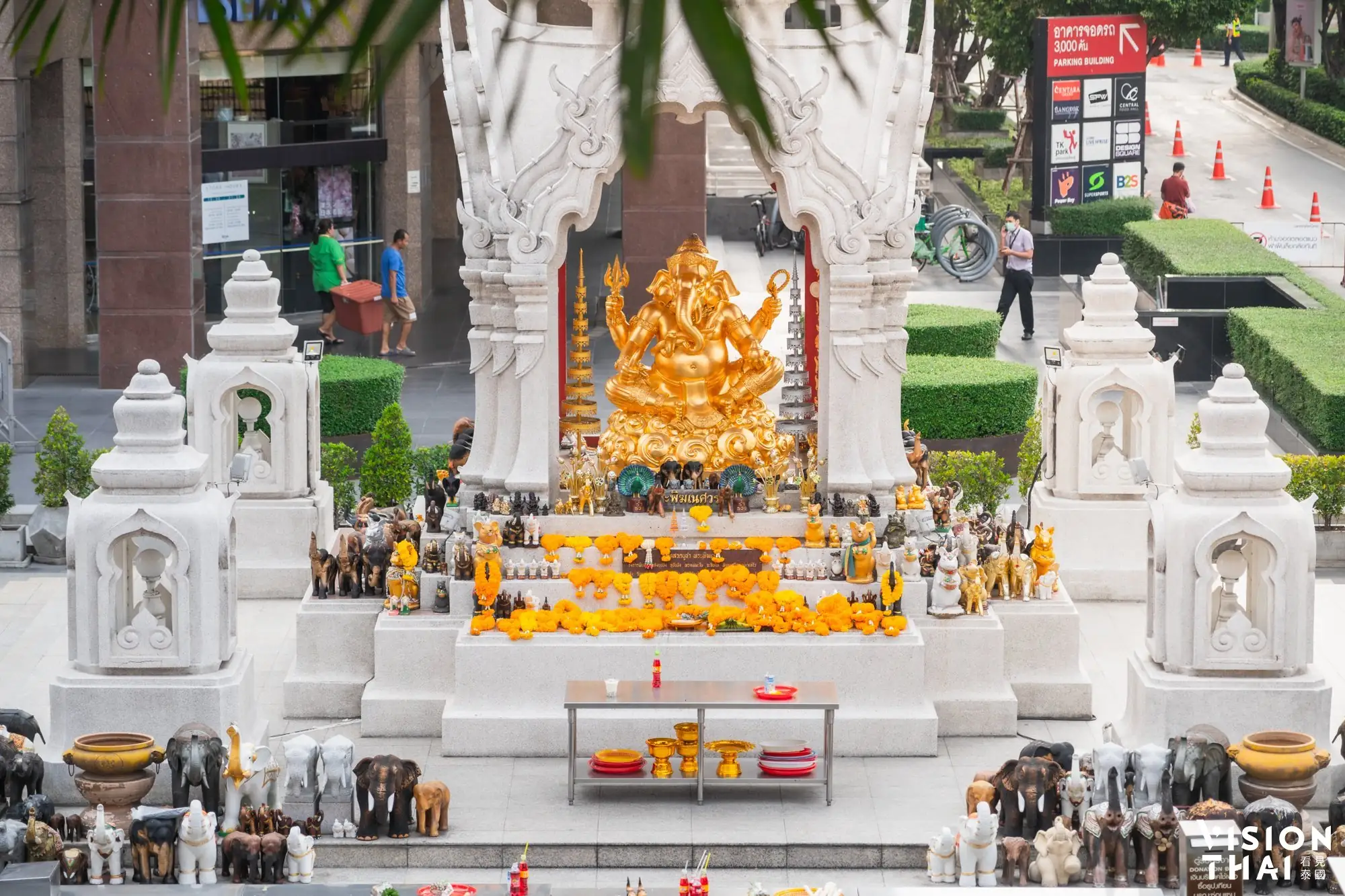 曼谷centralwOrld廣場的象神（VISION THAI 看見泰國）