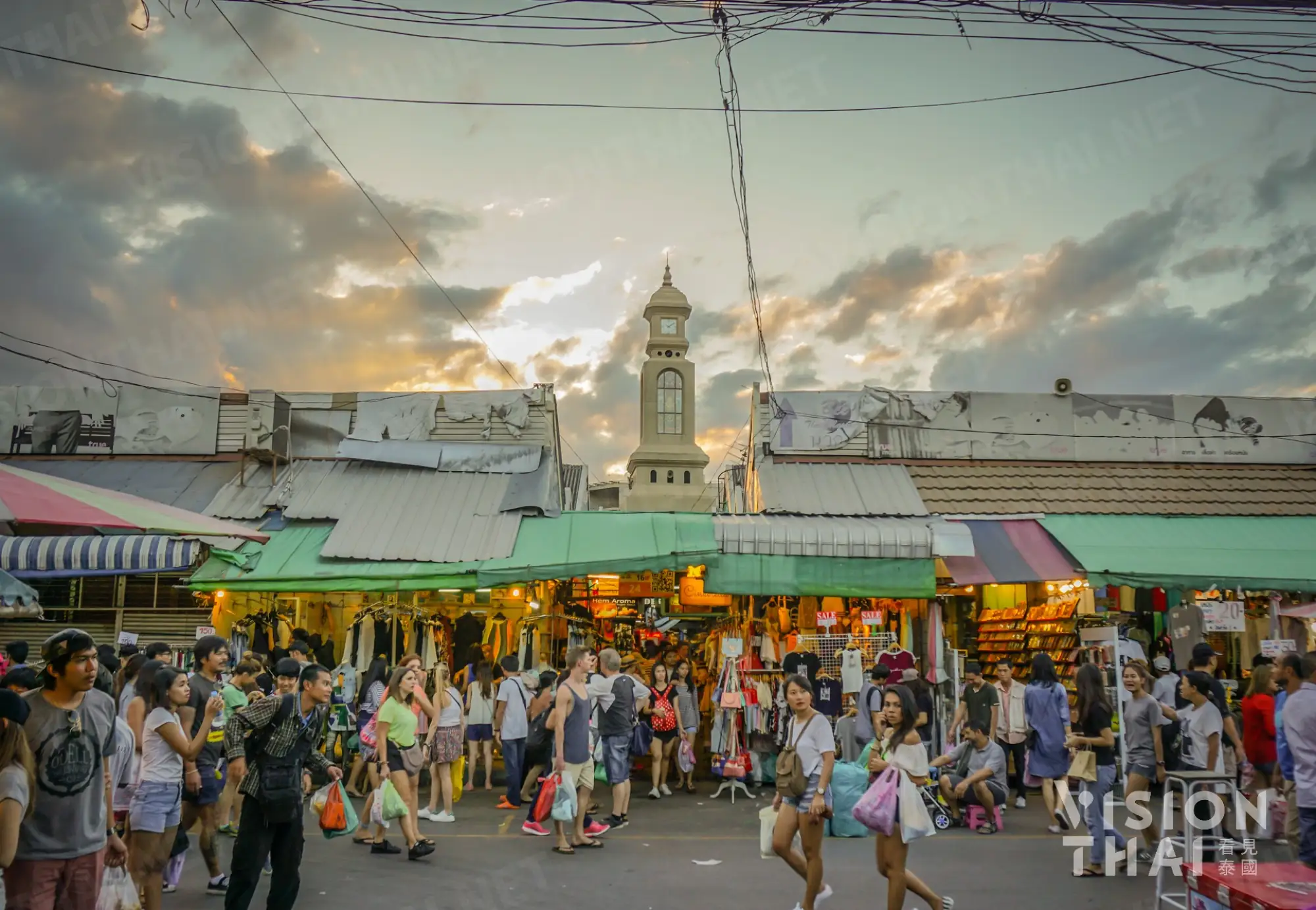泰國最大的露天市集曼谷洽圖洽假日市集(VISION THAI)