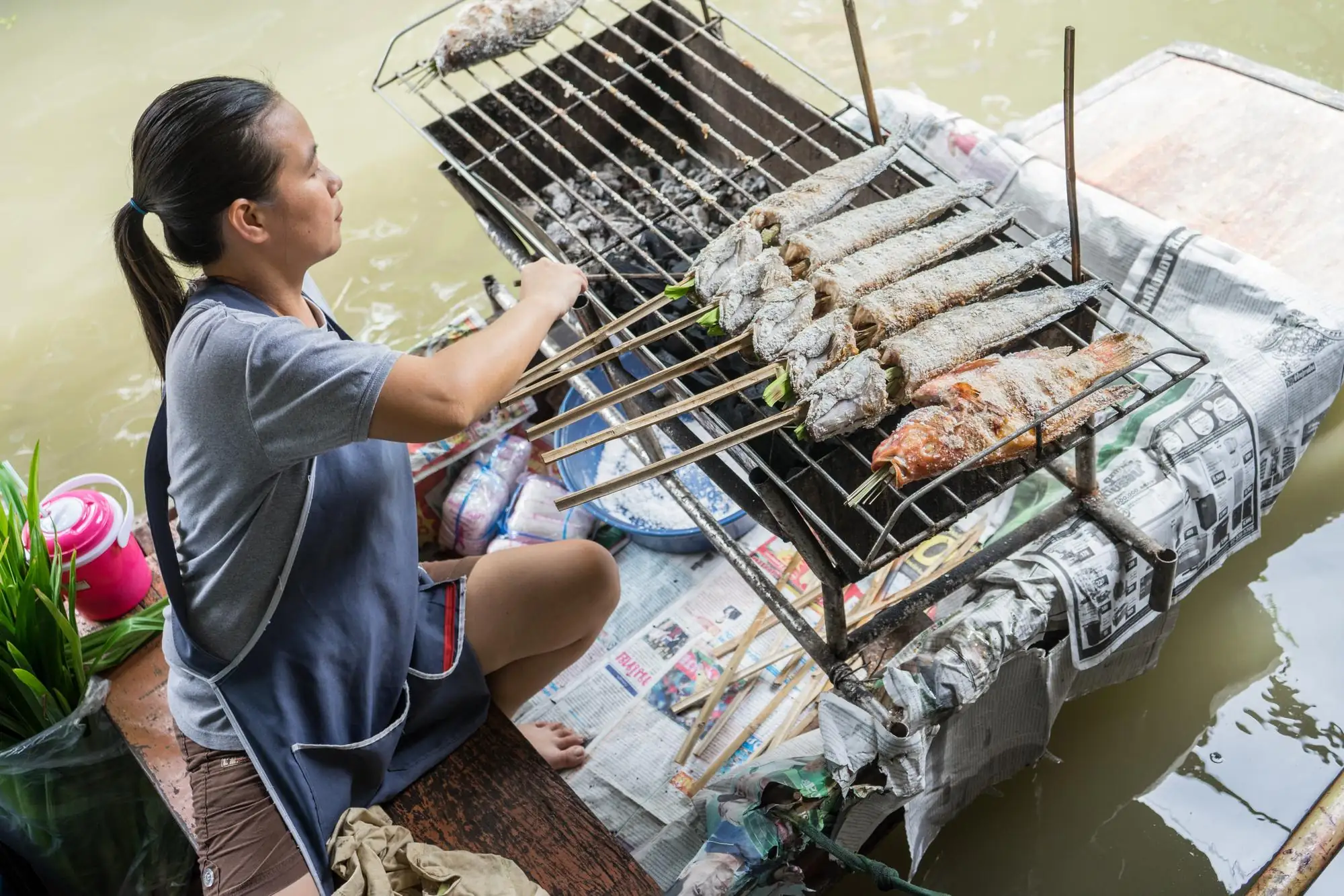1743 - taling-chan-floating-market-grilled-seafood-bangkok-trip-advisor 1