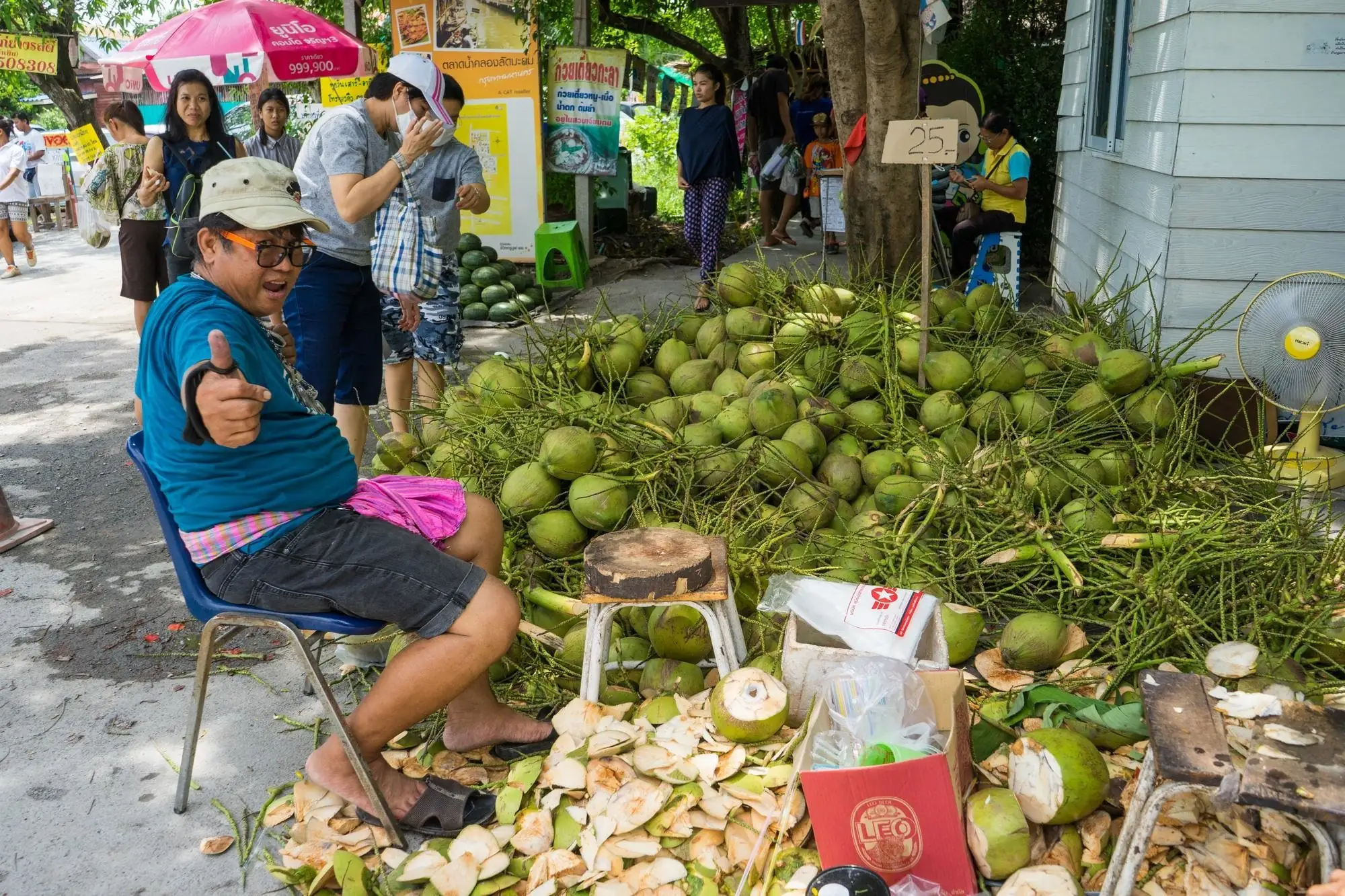 1748 - khlong-lat-mayom-floating-market-easy-go-no-need-wake-up-early-bangkok-trip-advisor 1