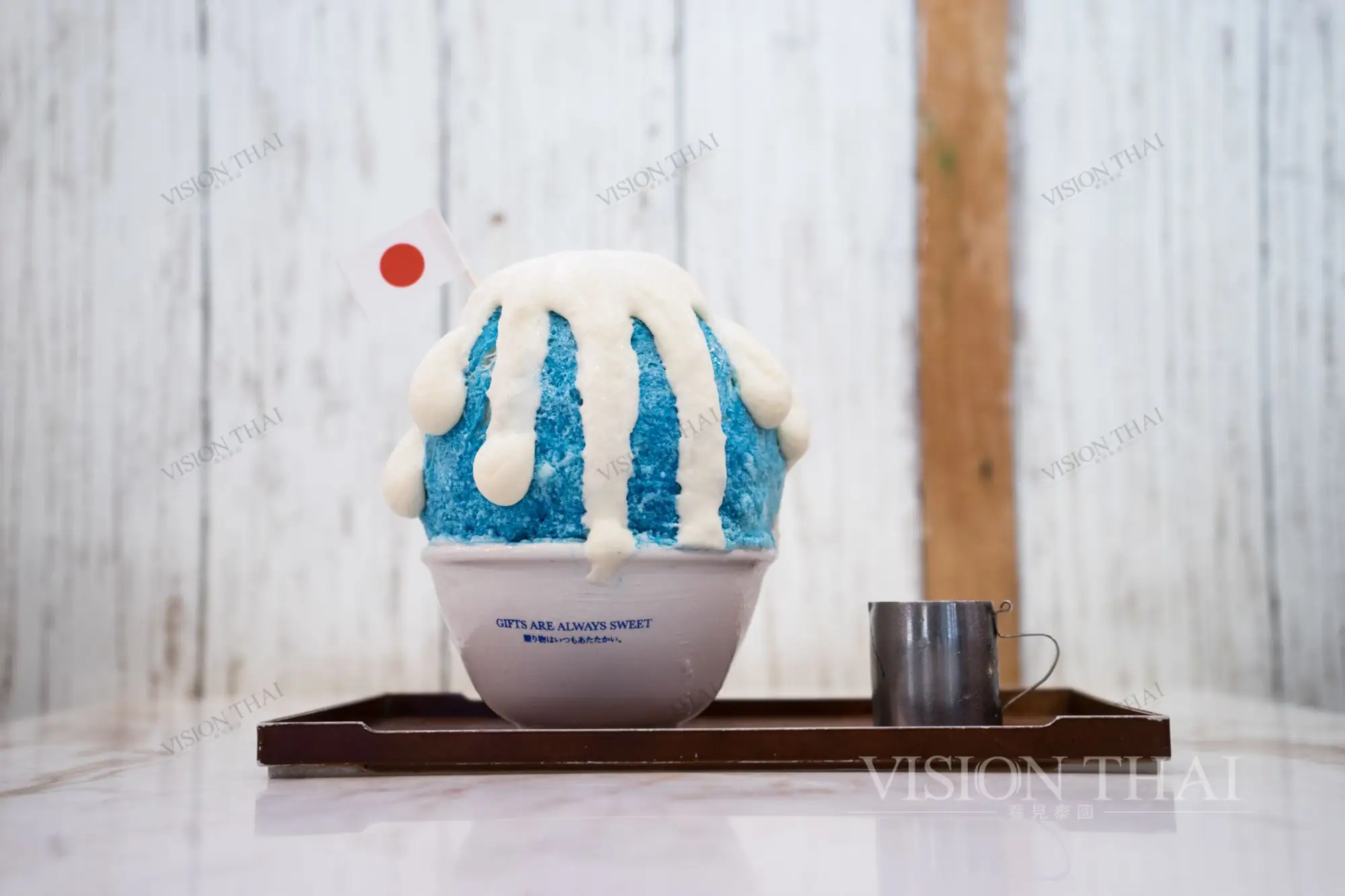 日式甜點店White Day Patisserie以富士山為冰品造型（VISION THAI 看見泰國）