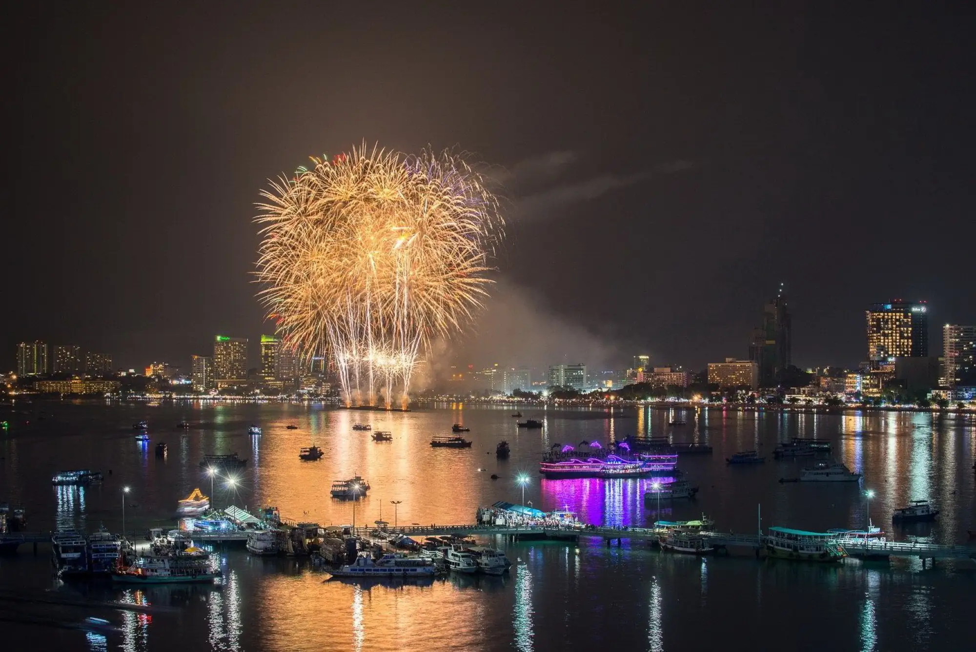 2018芭堤雅國際煙火節Pattaya International Fireworks Festival