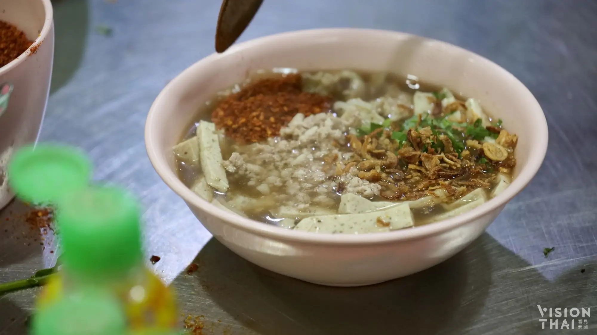 越式粿汁是必吃的泰国粿条之一（VISIONTHAI看见泰国）