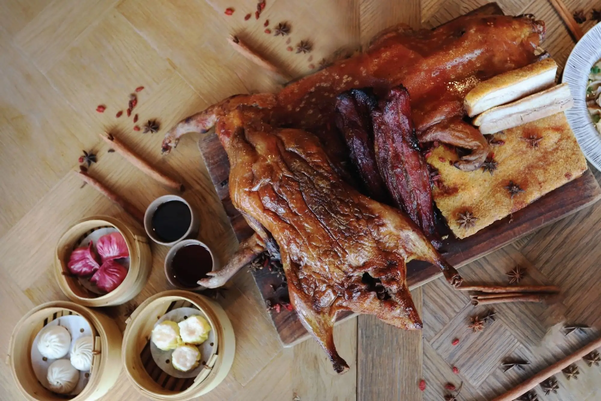 曼谷苏拉翁塞万豪推中国华人美食主题,中式美食任你吃。(图片来自:Bangkok Marriott Hotel The Surawongse)