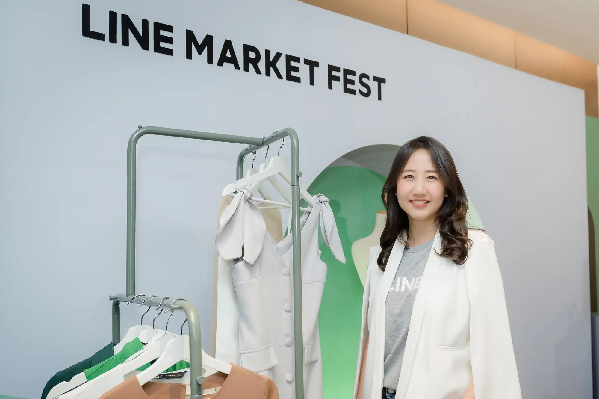 泰國LINE攜手TGIF舉辦LINE市集，本周末展開挖寶。（圖片來自：LINE x TGIF）