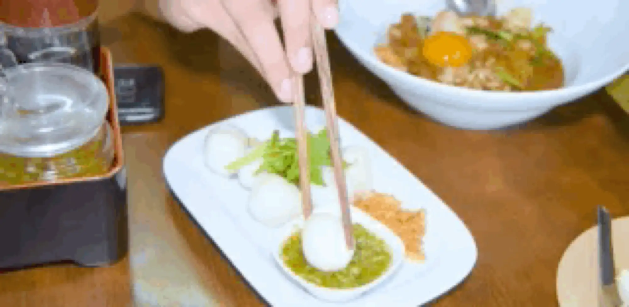 普吉林記福建麵的中式魚丸搭配泰式海鮮醬 Q彈夠味(VISION THAI)