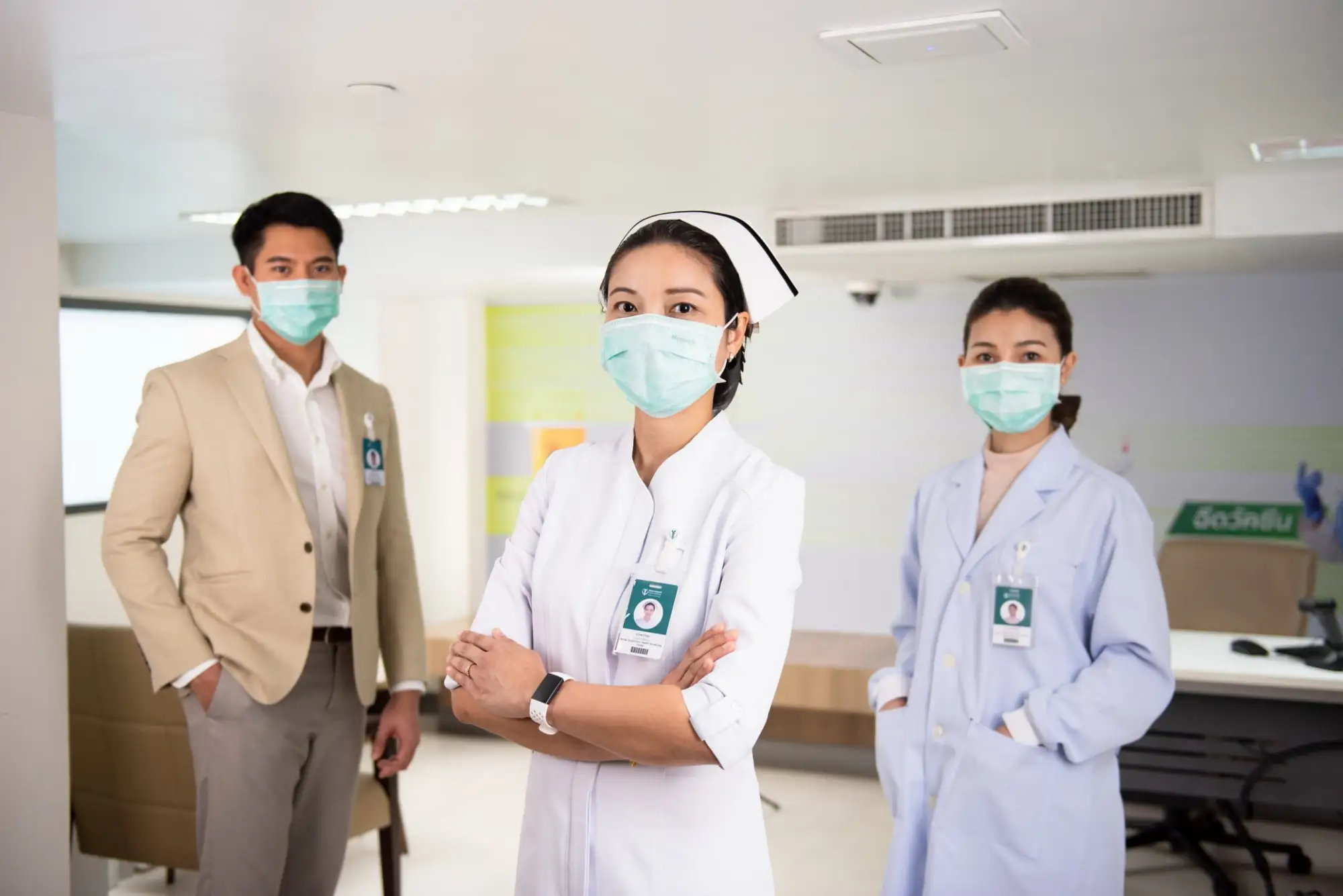 曼谷康民醫院專業醫療團隊為你的健康把關