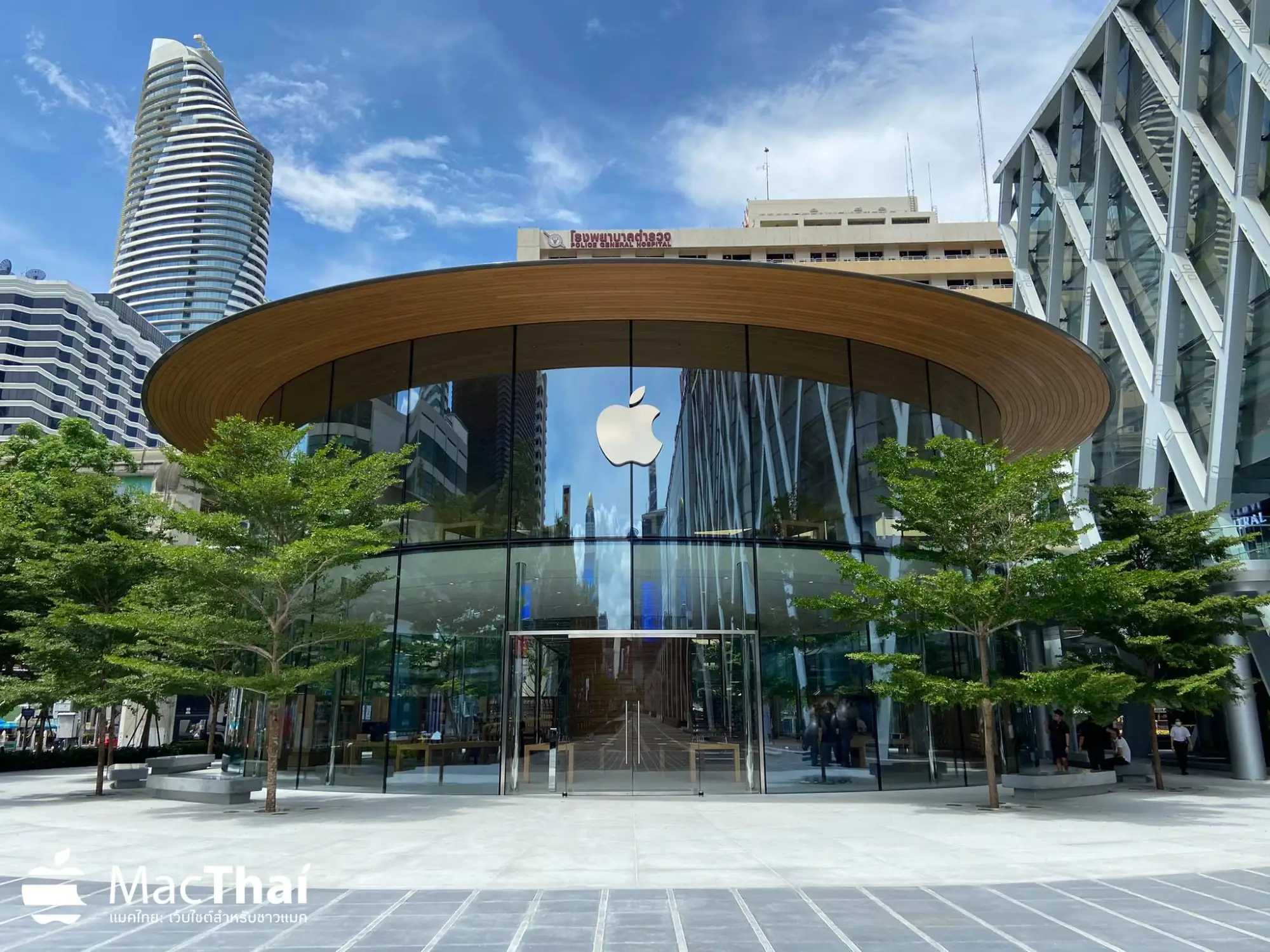 泰國第2家Apple直營店進駐centralwOlrd（圖片來源：官方臉書）