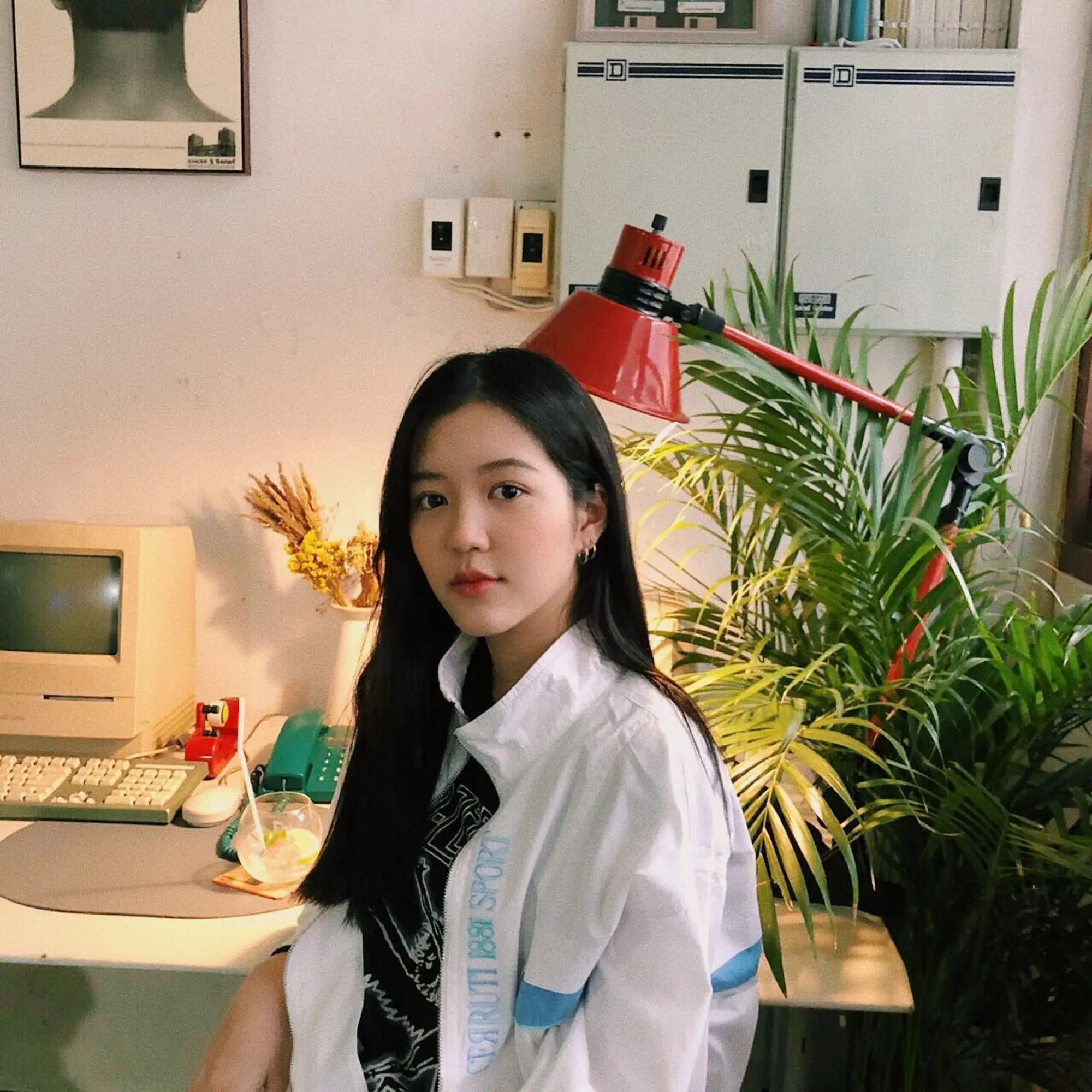 泰剧《天才枪手》女主June BNK48(图片来源:官方脸书@Juné BNK48)