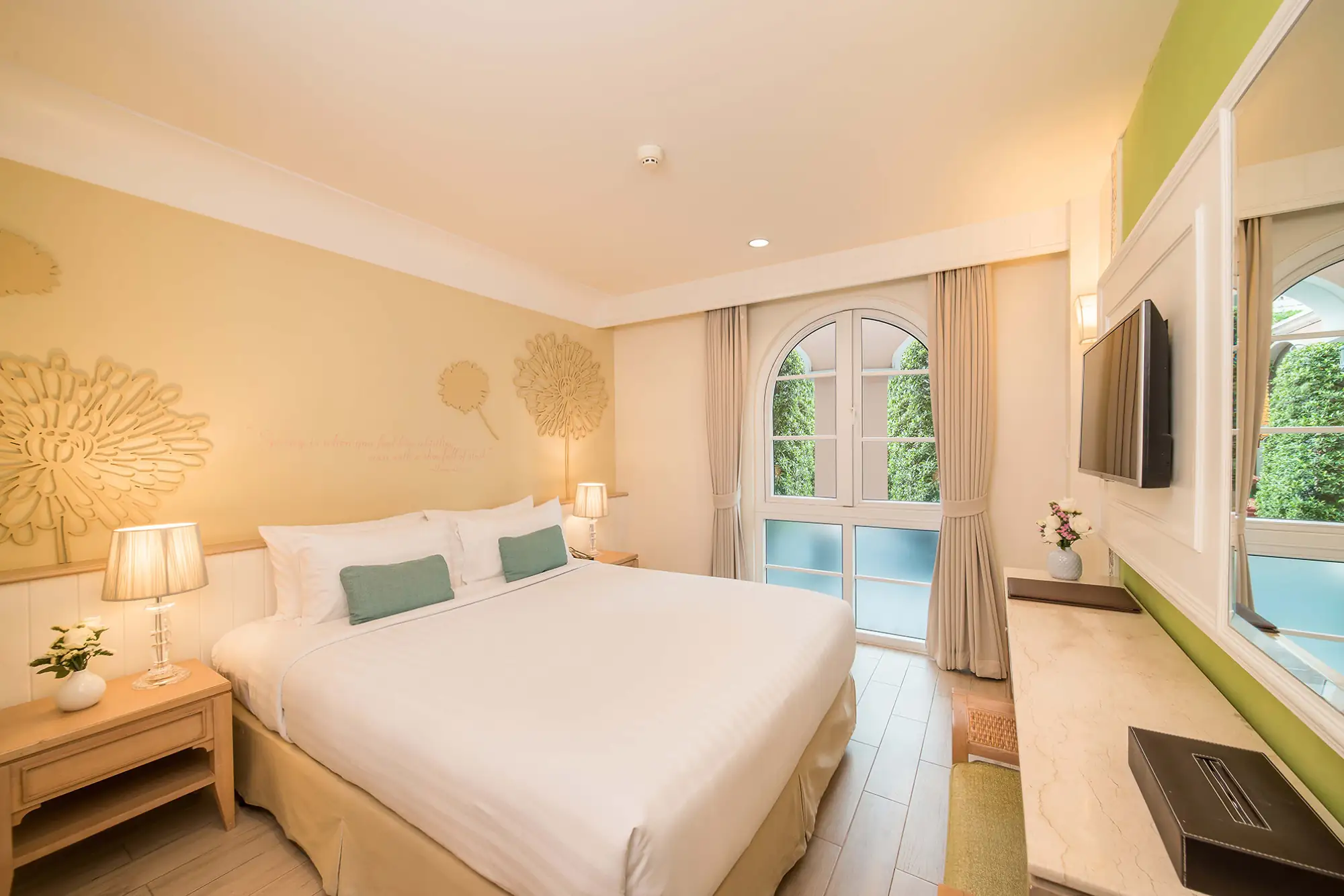  曼谷素坤逸薩利通羅1巷酒店-高級客房（圖片來源：The Salil Hotel Sukhumvit -Thonglor1）