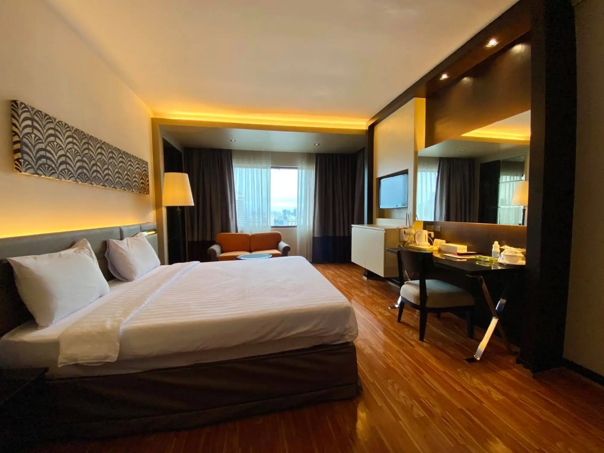 曼谷皇家賓佳飯店 ASQ隔離住宿-尊榮豪華空中景觀套房（圖片來源：Royal Benja Hotel）