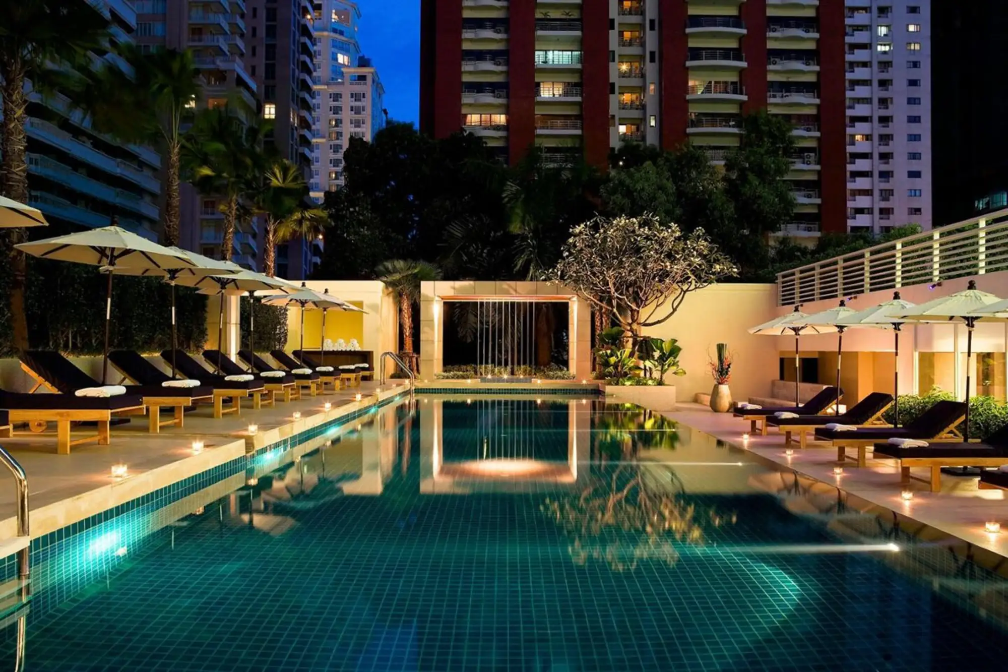 曼谷萬怡酒店 戶外泳池（圖片來源：Courtyard by Marriott Bangkok）