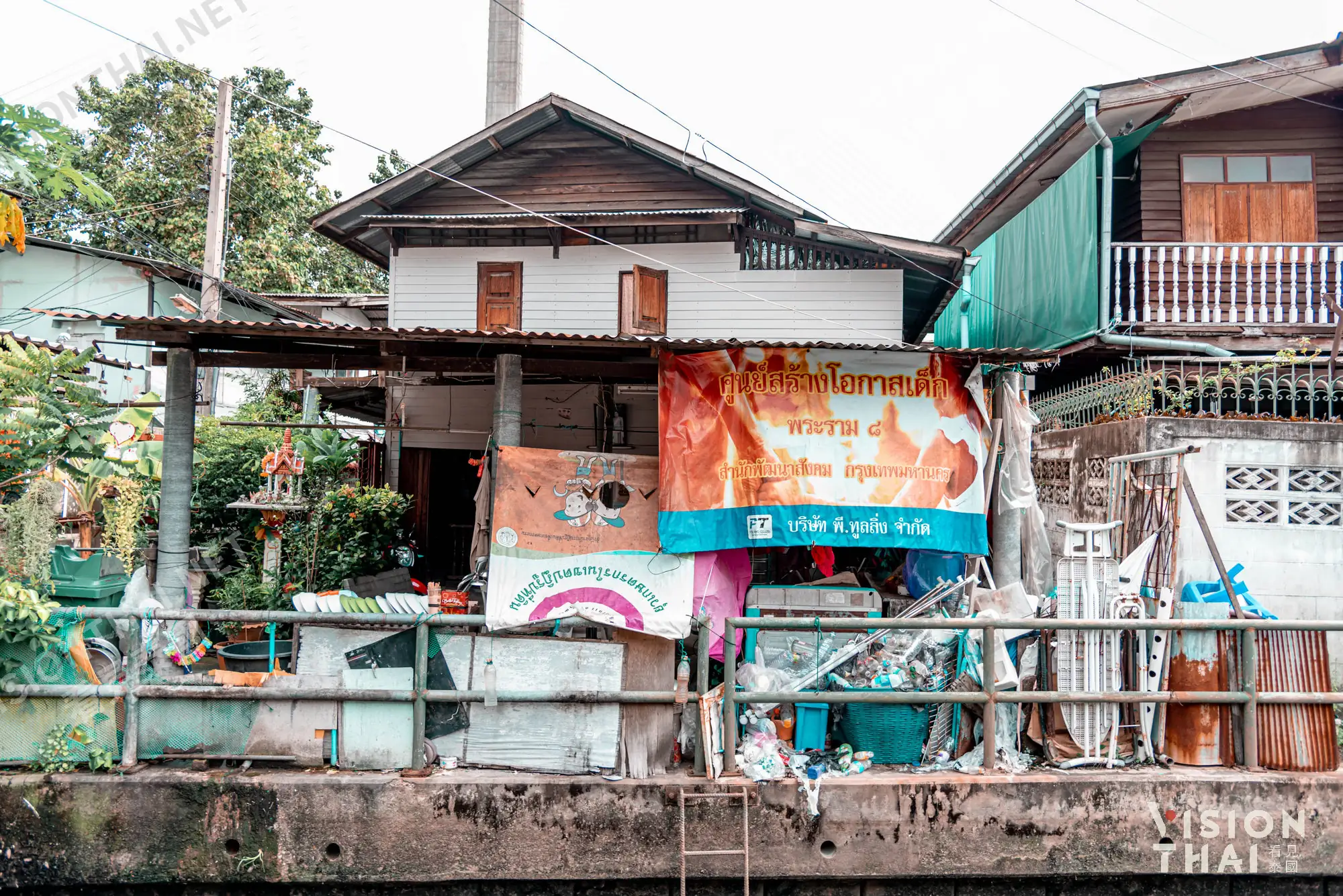 示意圖，曼谷疫情嚴峻 孔堤貧民窟難自主隔離成防疫破口（圖片來源：VISION THAI看見泰國）