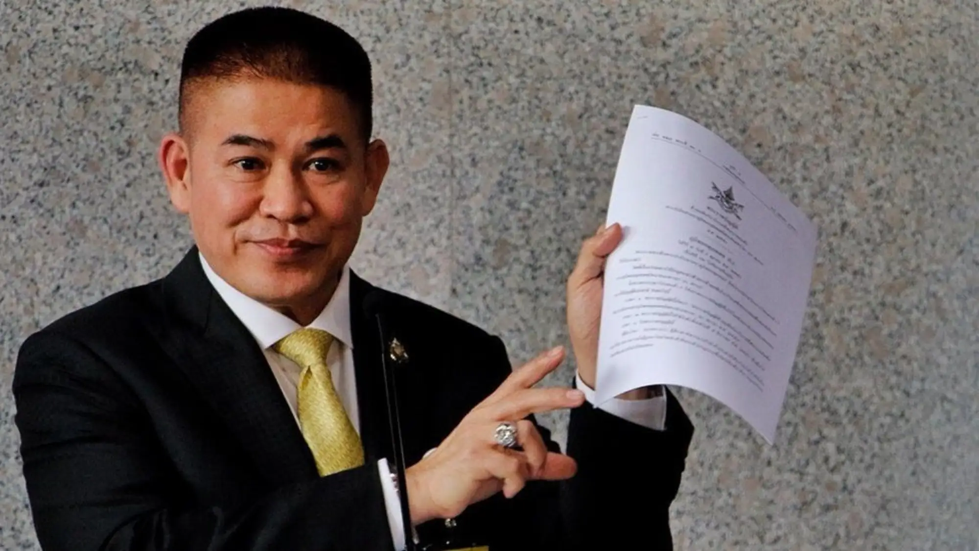 泰國農業部副部長塔瑪納特多次否認澳洲販毒入獄4年（圖片來源：KhaosodOnline Twitter）