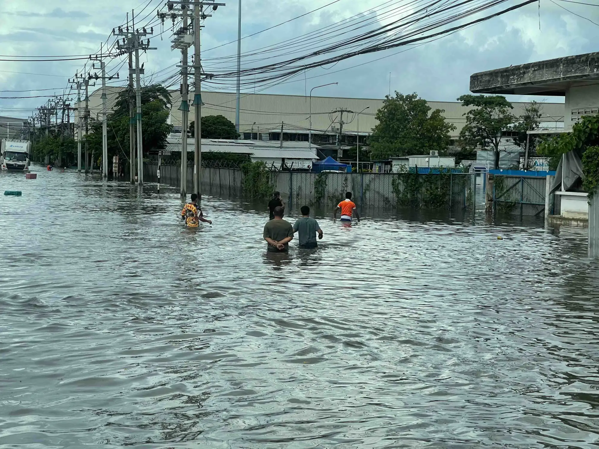 泰國挽蒲工業區豪雨釀災（來源：看見泰國閲眾提供）