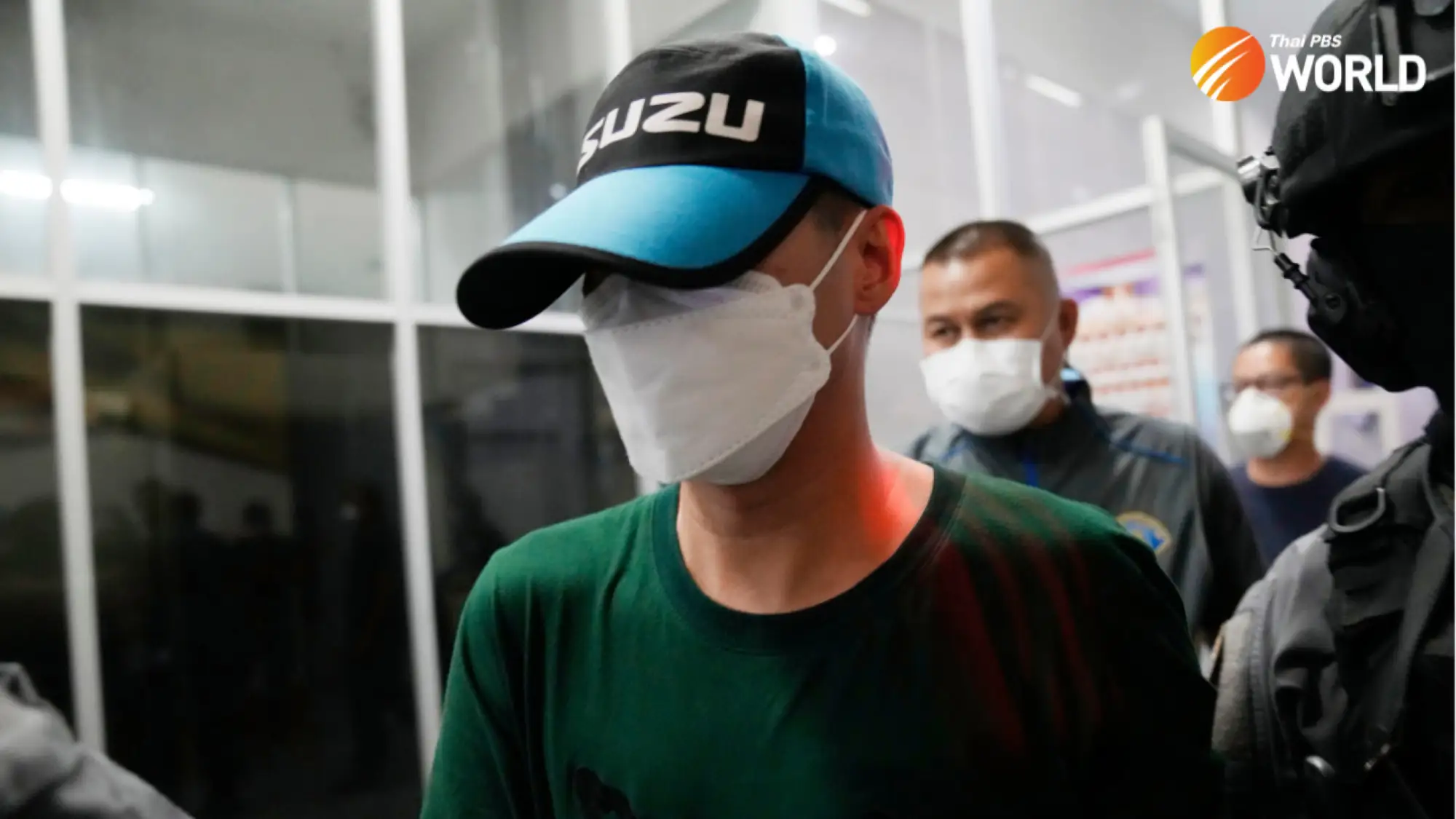 泰警殺人案主嫌投案 召開記者會否認索賄殺人指控（圖片來源：thaipbsworld）