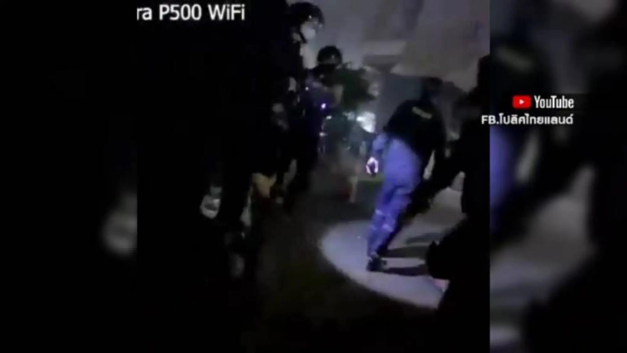 泰國抗議爆衝突 警員頭部中彈 總理譴責暴力（圖片來源：thaipbsworld）