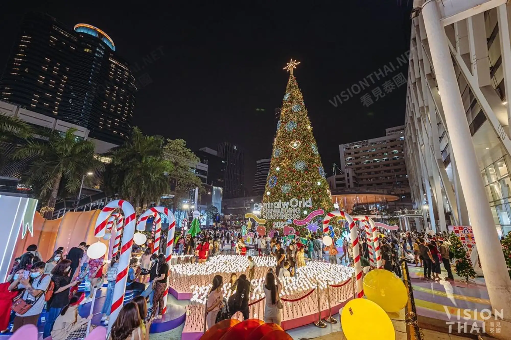 曼谷拉差帕颂商圈(Ratchaprasong)圣诞氛围也特别浓郁（VISION THAI 看见泰国）
