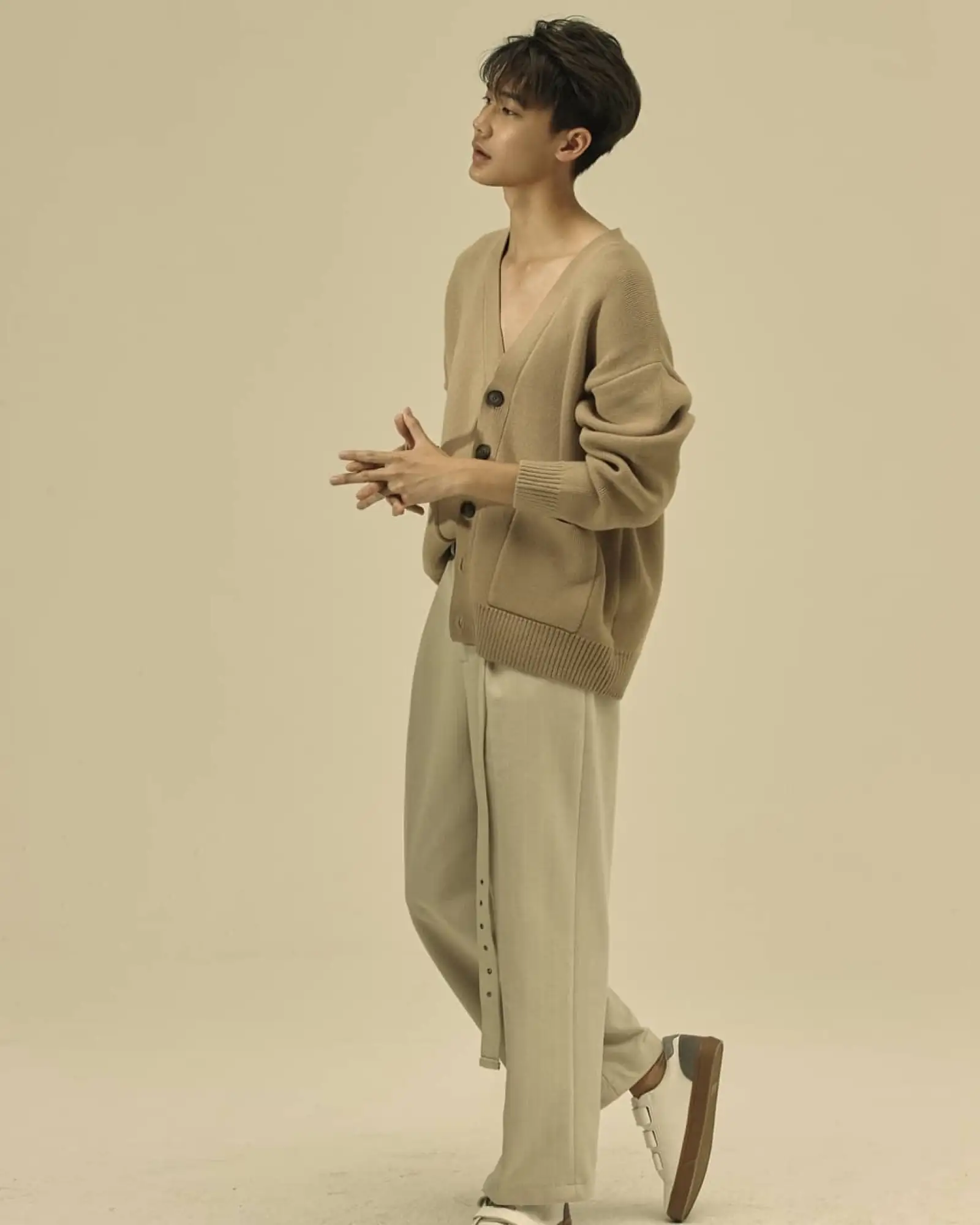 擁有模特身高的Dew在泰版《流星花園》飾演“花澤類”Ren（圖片來源：IG）