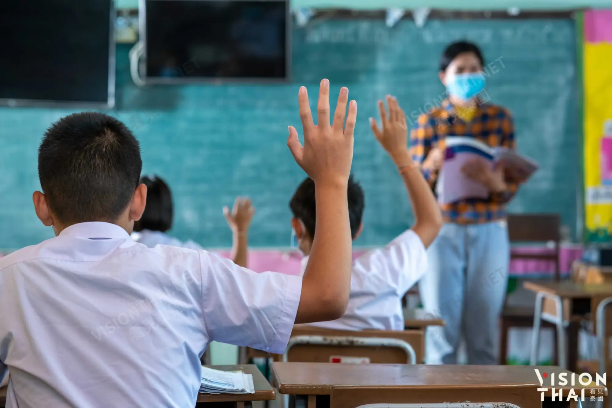 開學了！泰國12至17歲青少年5月起輝瑞加強針開打（Vision Thai 看見泰國）