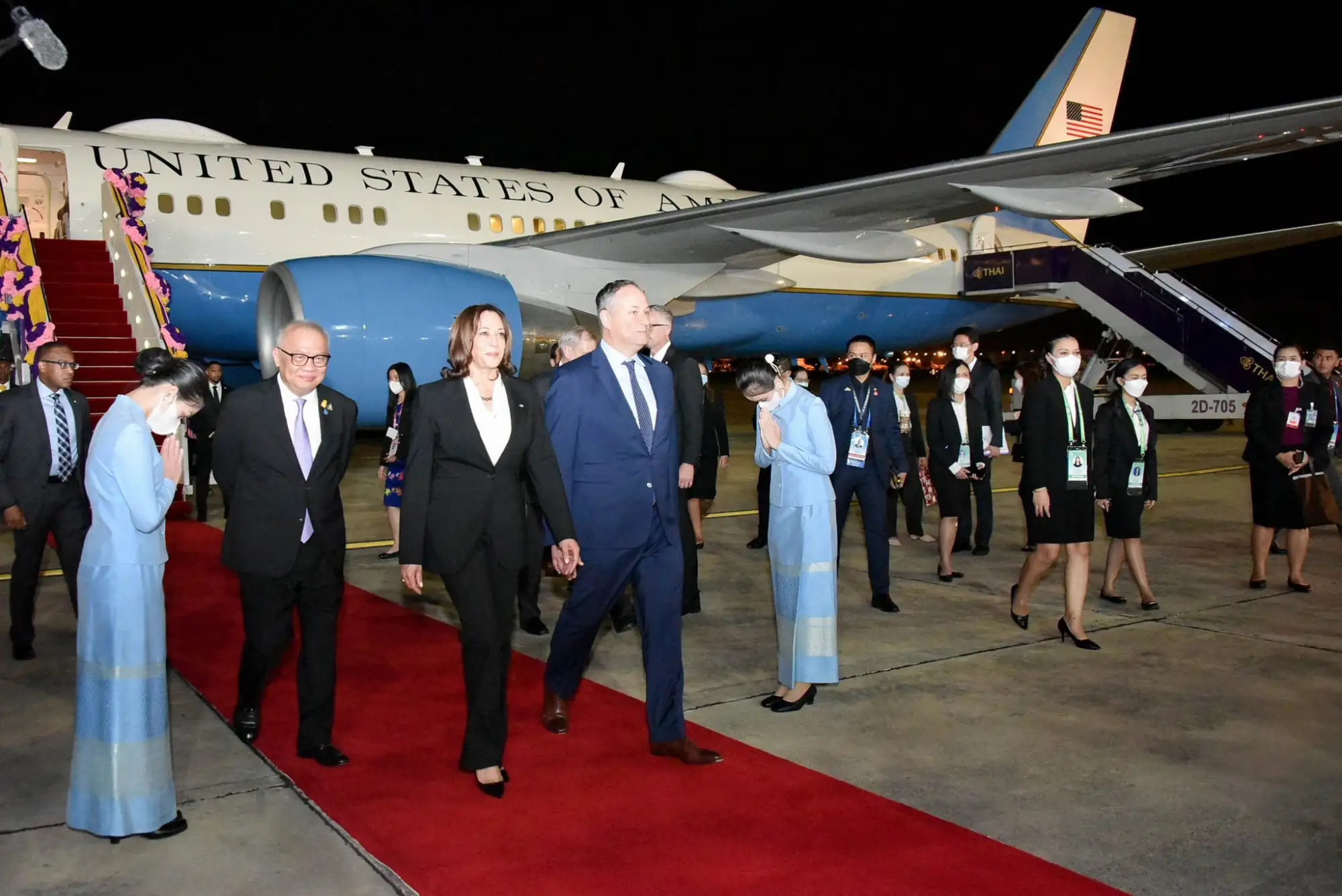 美国副总统贺锦丽赴泰出席2022年APEC峰会（来源：泰国外交部）