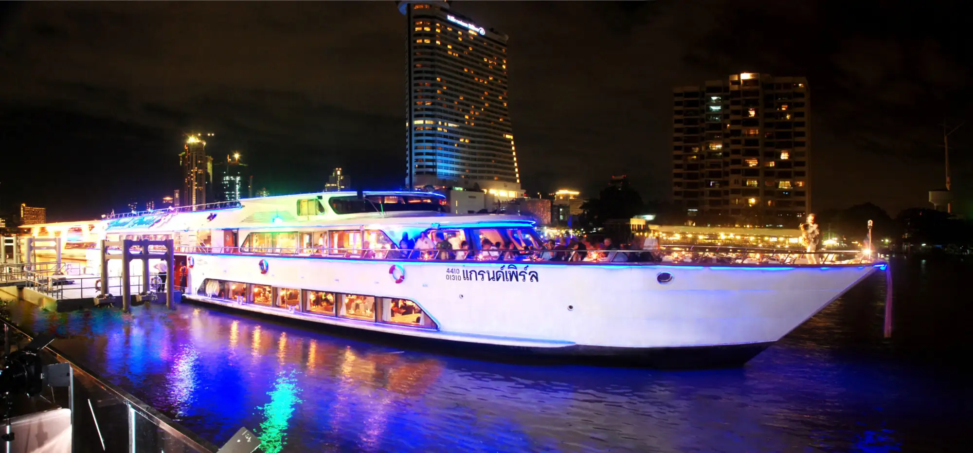 曼谷經典遊船「大珍珠號」(Grand Pearl)是曼谷遊船晚餐中最廣為人知的經典遊輪（圖片來源：業者提供）