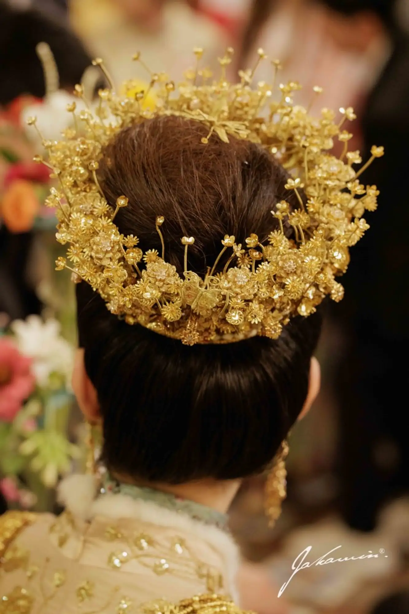 泰國最美變性人Poyd婚紗珠寶價值兩千萬！奢華行頭帶你看（圖片來源：臉書）