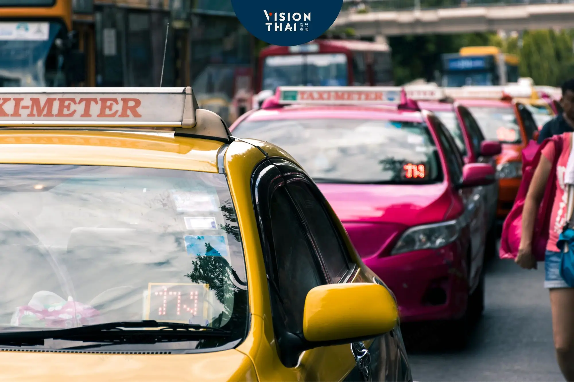 在泰國搭計程車需繫安全帶 新規上路司機需提醒乘客（圖片來源：看見泰國 Vision Thai）
