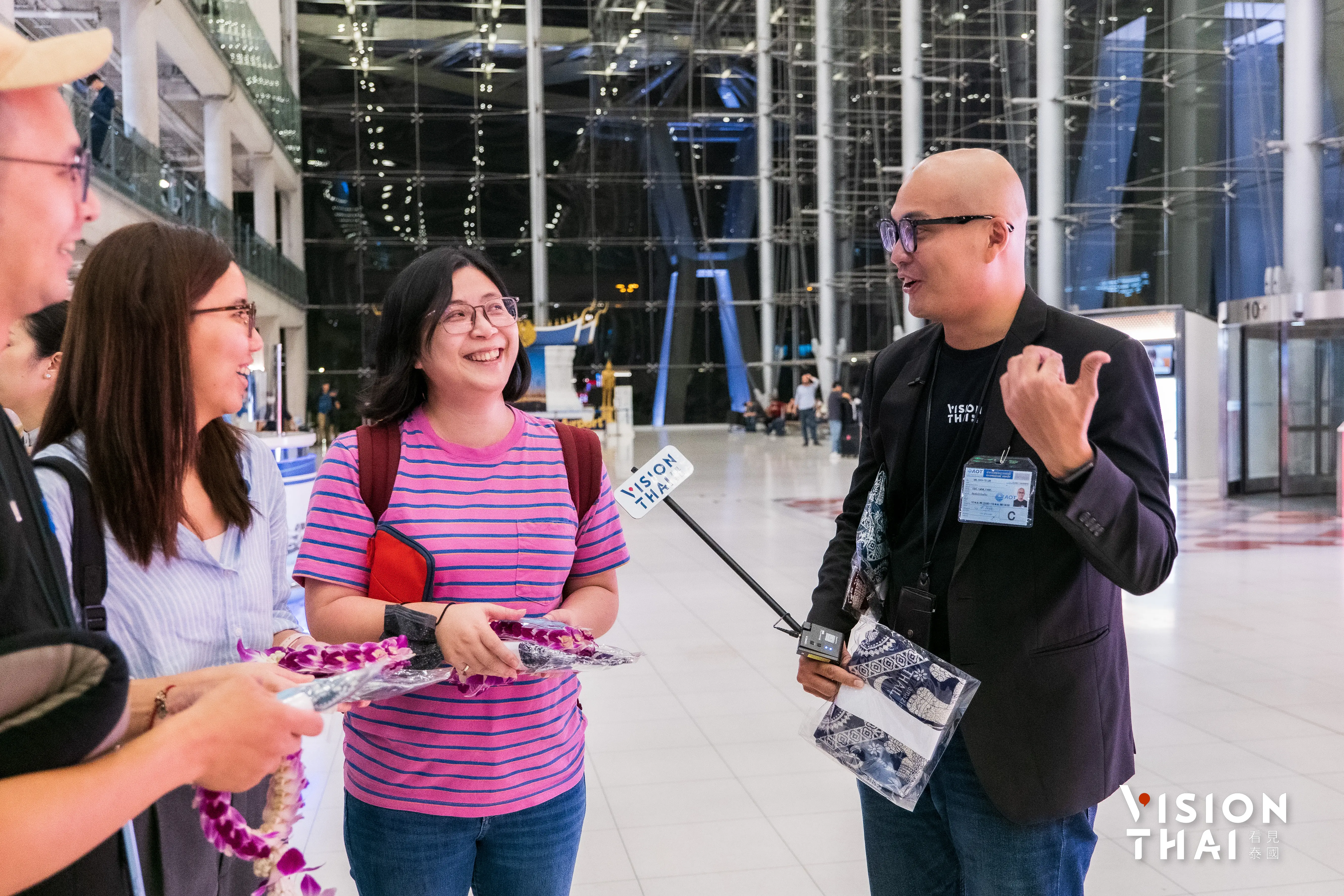 《看見泰國》採訪首批免簽入境的台灣旅客，大多認為有助提高赴泰旅遊的意願。（圖片來源：Vision Thai 看見泰國）