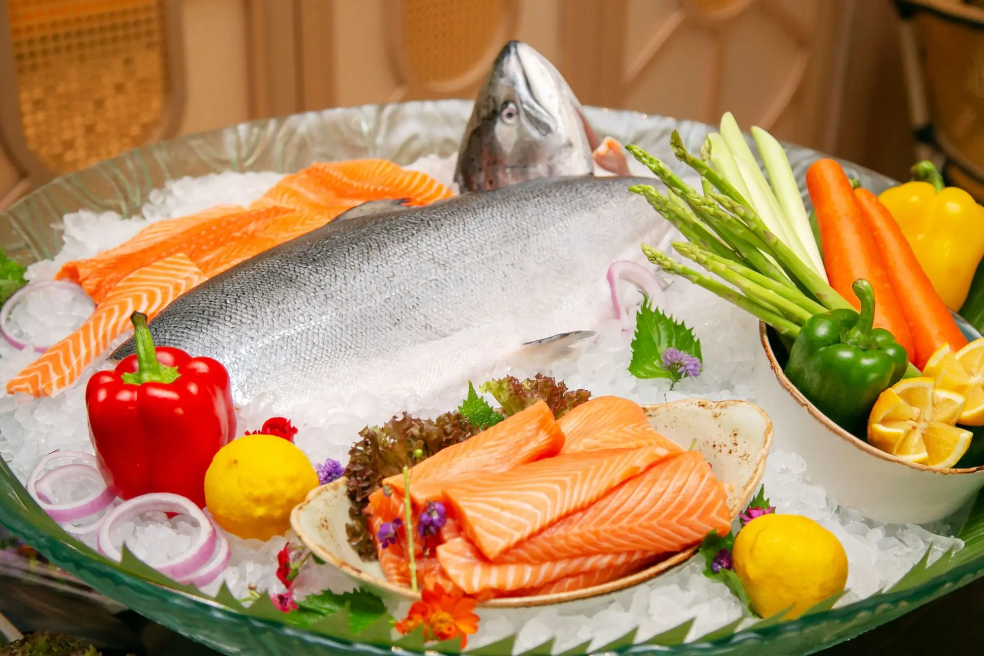 曼谷鮭魚控集合！Ventisi鮭魚主題自助餐吃到飽、葡萄酒暢飲（圖片來源：餐廳提供）