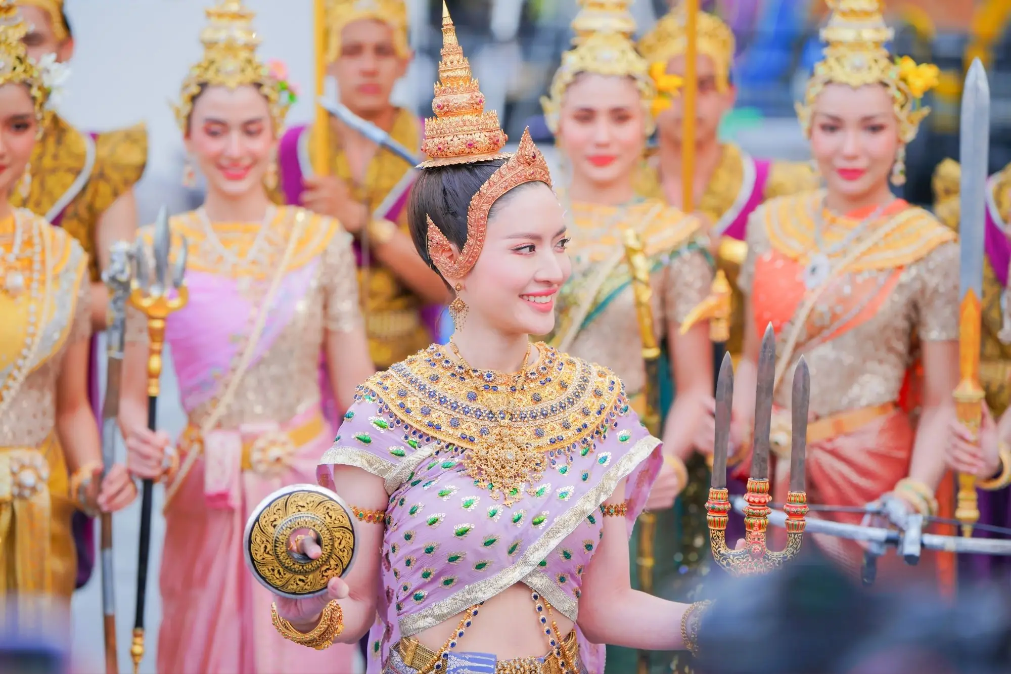 4月10日的宋干節女神是人氣泰星Aff（來源：看見泰國 Vision Thai）