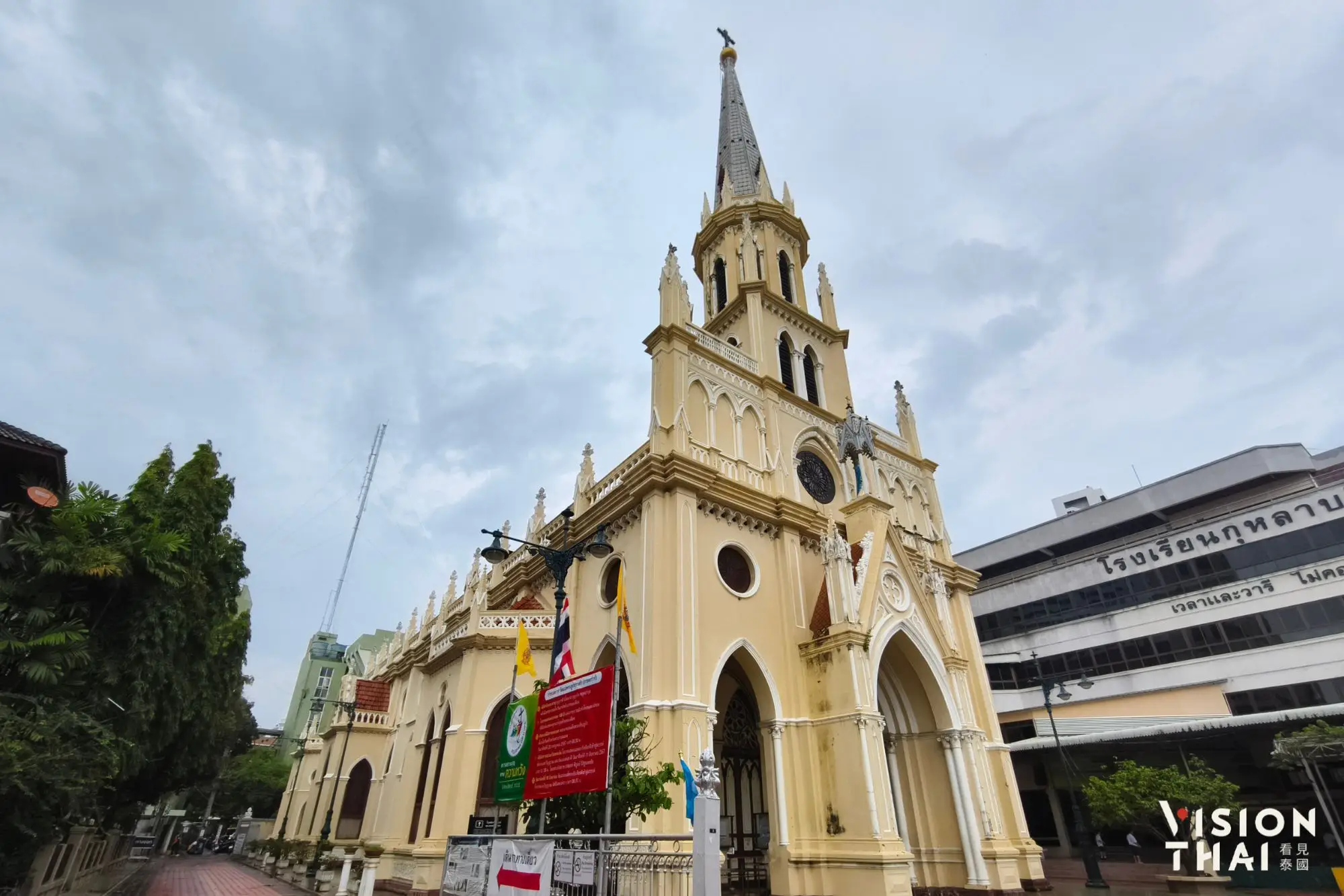 圣玫瑰堂(Holy Rosary Church)是曼谷市内最古老的教堂之一（看见泰国 VIsion Thai）