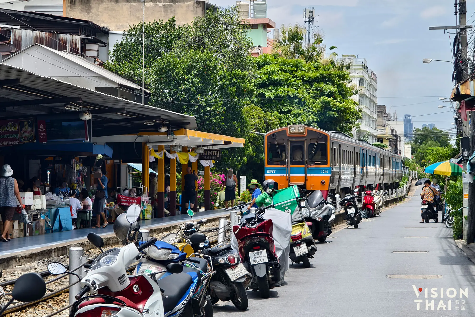 曼谷Talat Phlu火車站實景打卡（來源：看見泰國）