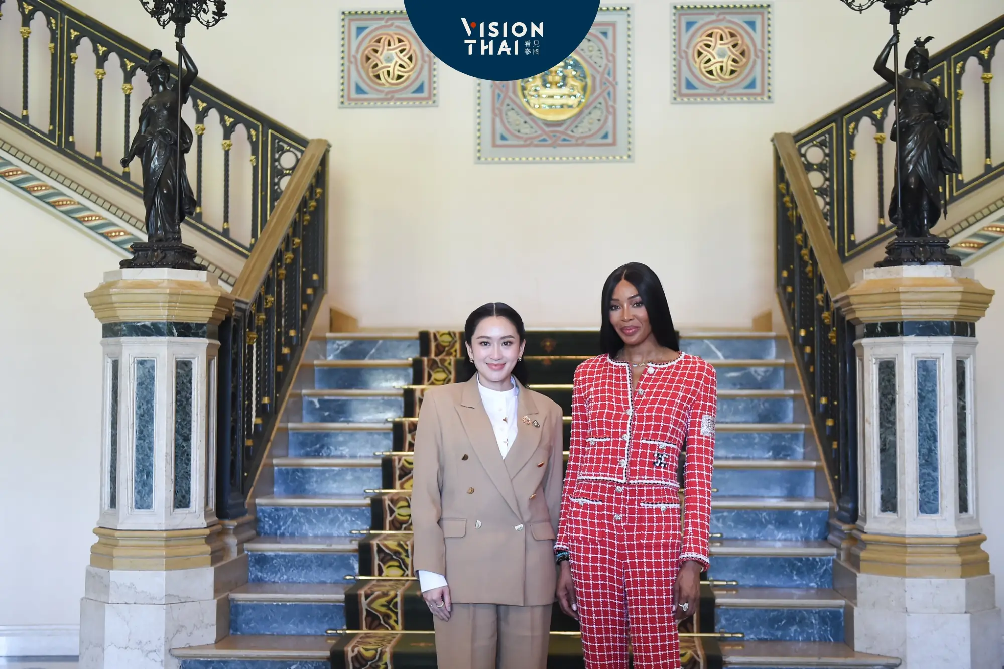 泰國時尚外交！總理攜手超模娜奧蜜坎貝爾助攻軟實力（來源：泰國政府）