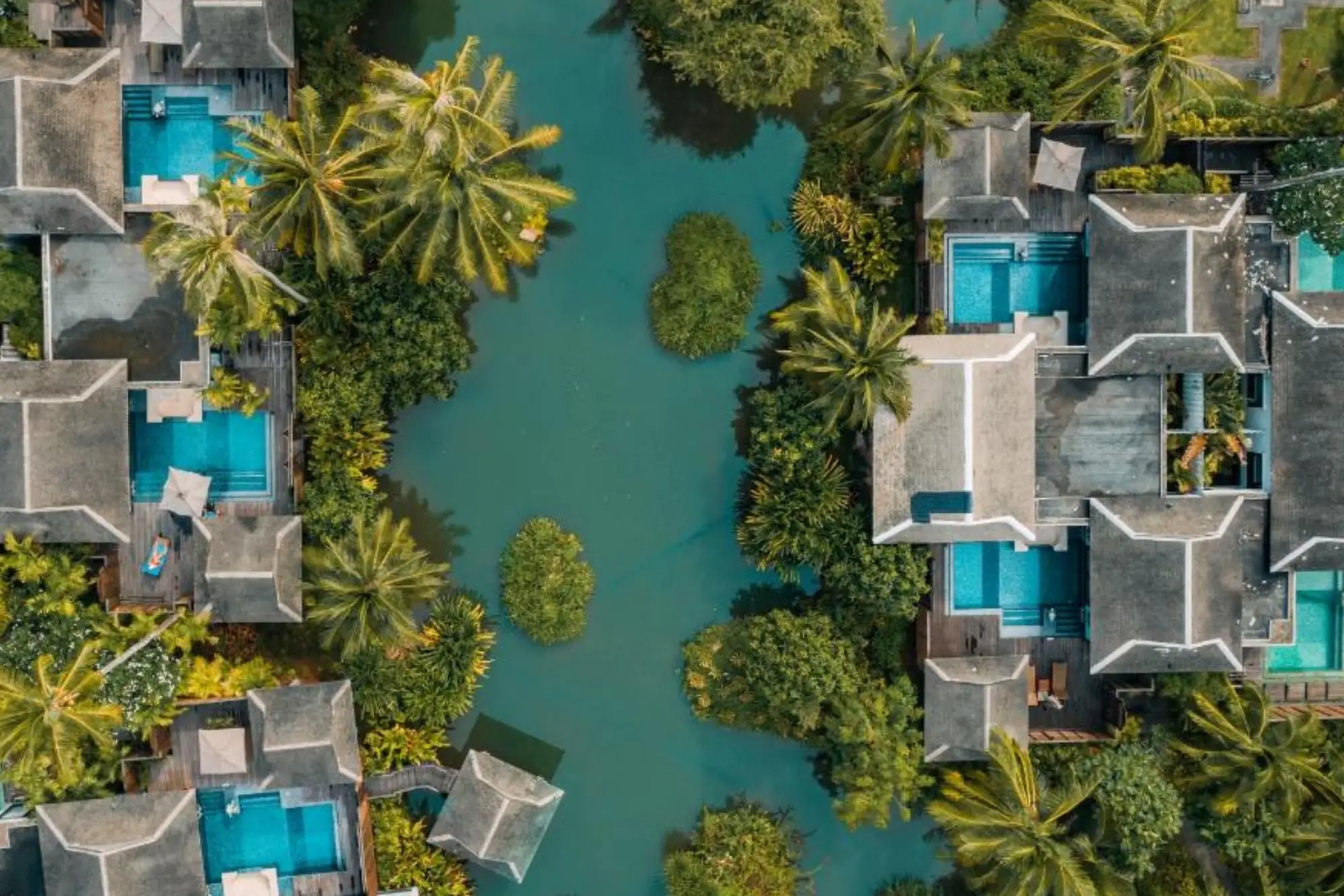 《白莲花度假村3》剧中的芳疗中心是在隐匿在普吉岛「麦考安纳塔拉别墅度假酒店」（来源：官方社群）