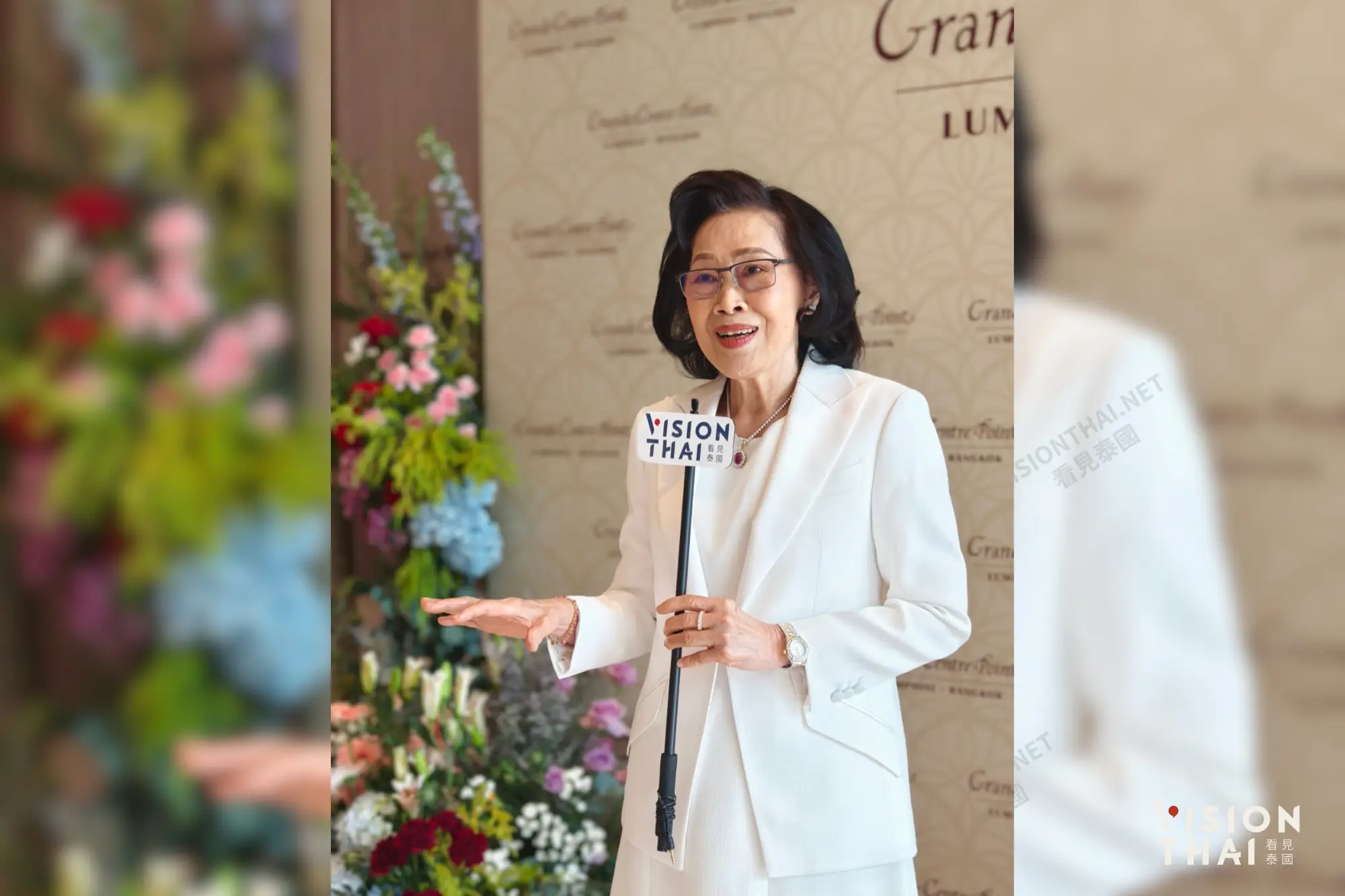 LHMH集團執行長蘇萬娜(Suwanna Buddhaprasart)17週年酒會上接受《Vision Thai 看見泰國》採訪(來源:看見泰國 Vision Thai)