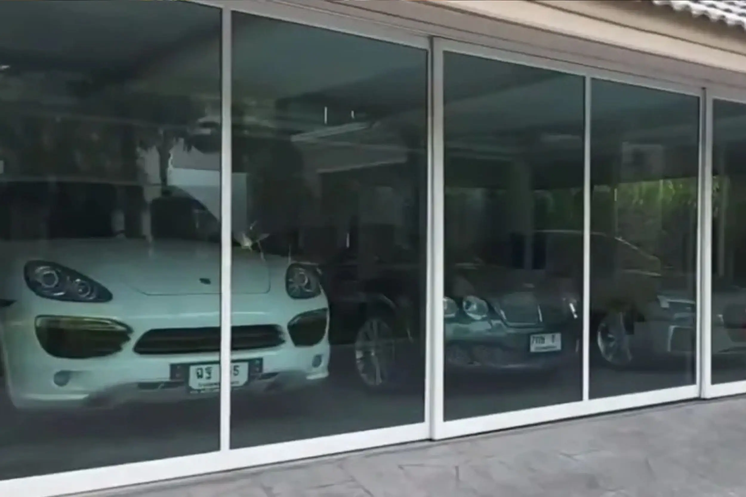 被挖出在2011至2017年间经手的走私车辆数量高达368辆(图片来源:Twitter)