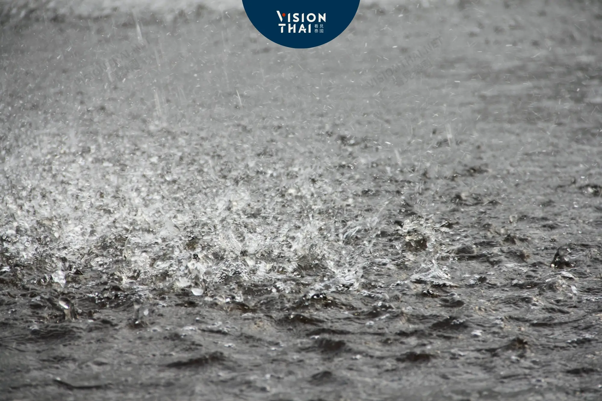南海風暴發威 泰國今起全境豪雨警戒（來源：看見泰國 Vision Thai）
