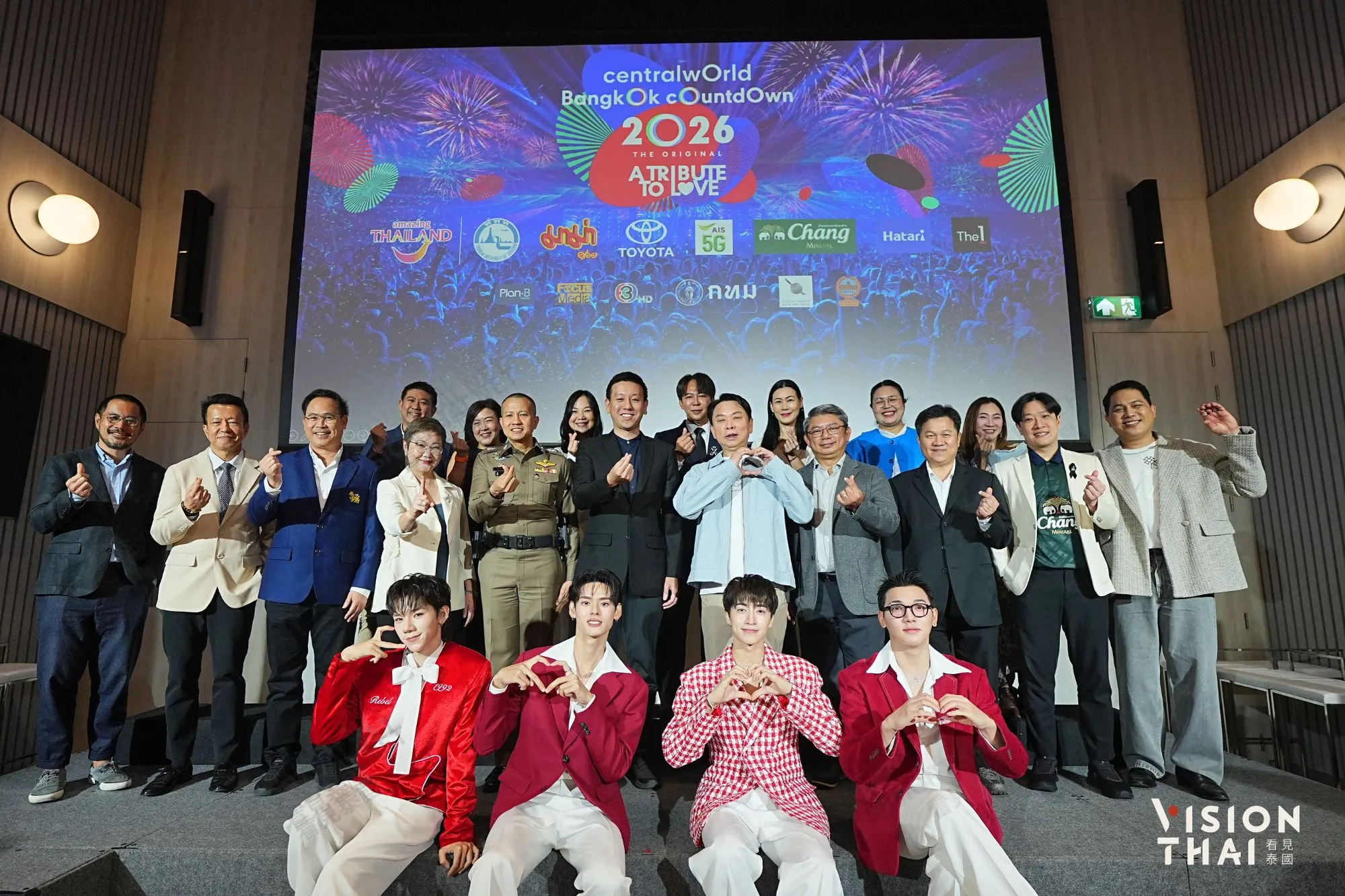 2026曼谷跨年夜首選centralwOrld！攜T-Pop卡司＋無人機煙火打造「亞洲時代廣場」（來源：官方提供）