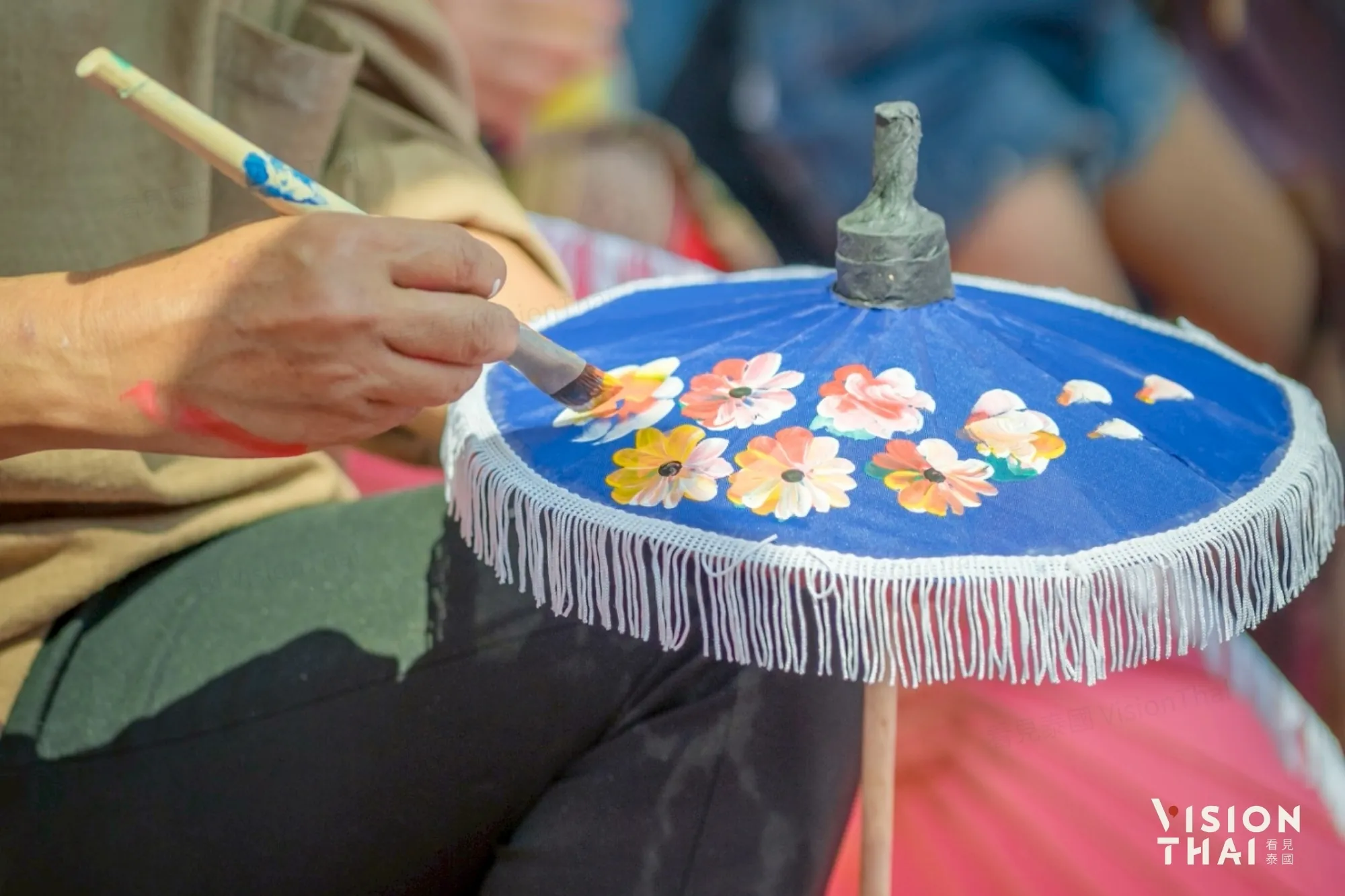 清迈博桑纸伞节现场有DIY体验！纸伞绘制、框架雕刻等工作坊（来源：官方）