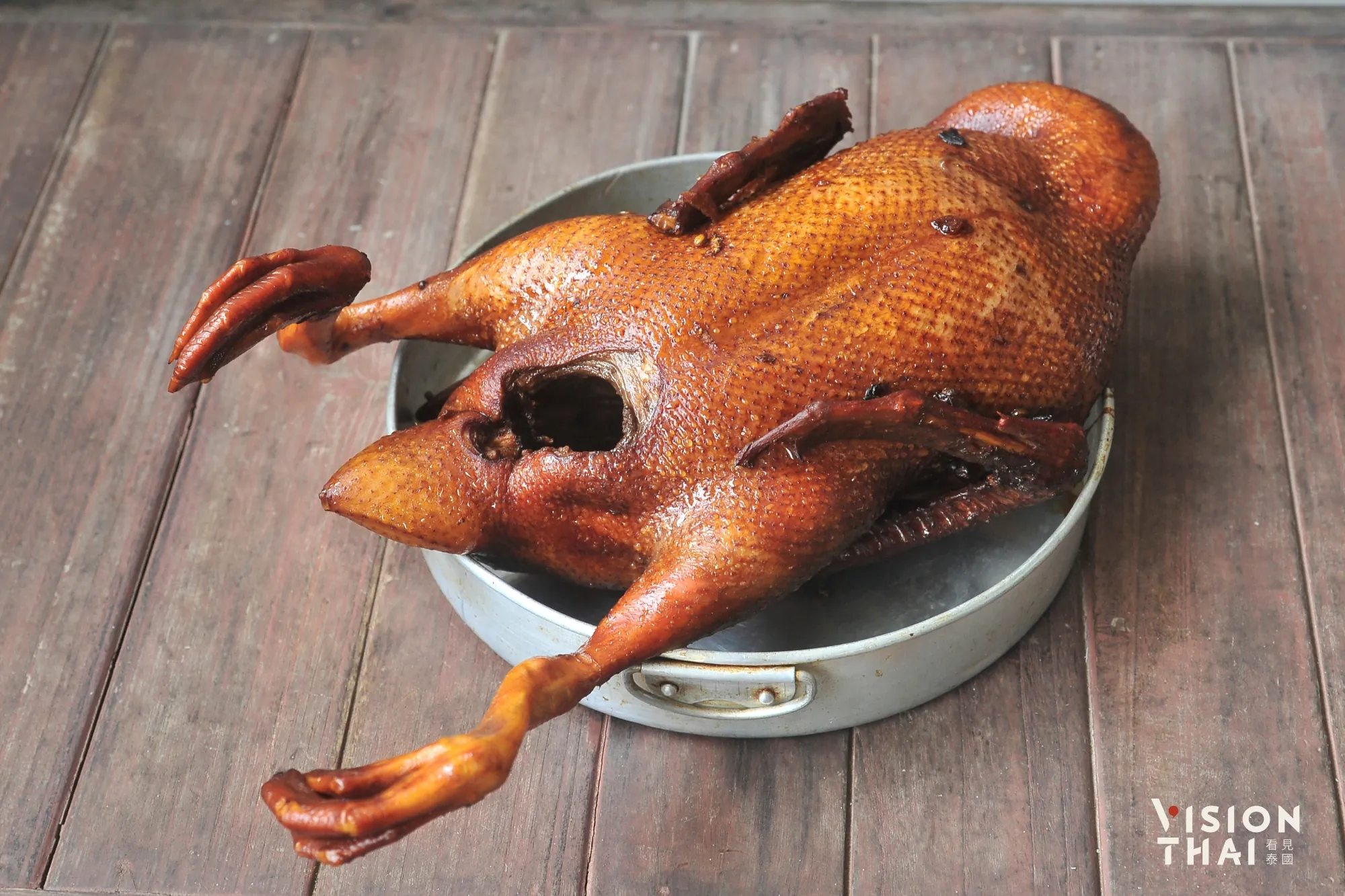 紅燒鴨象徵意義是純潔與事事順遂 （來源：看見泰國 VisionThai）