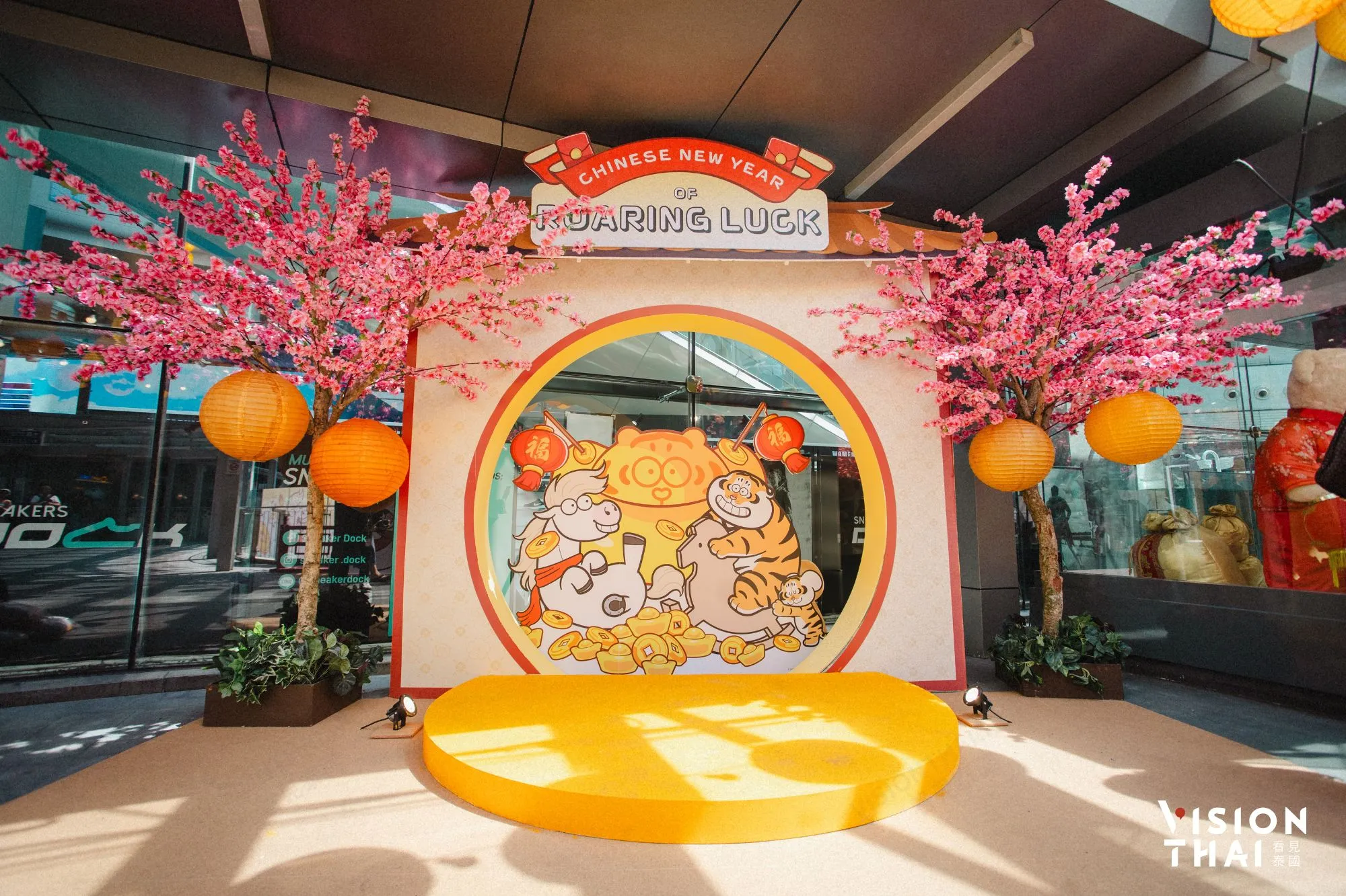 胖虎與馬年插畫的句型拱門，是最佳拍照打卡點。（來源：官方）