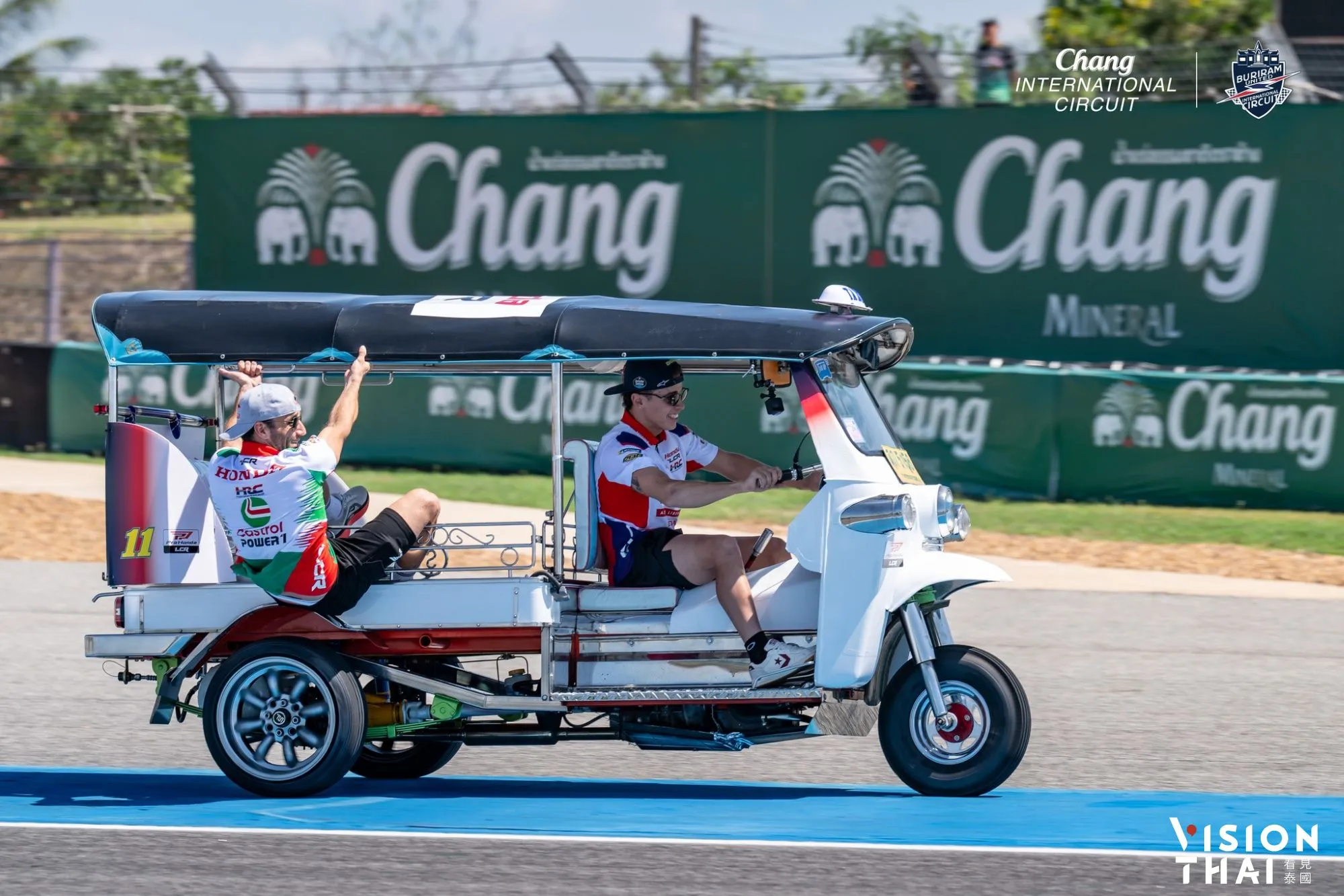 此次嘟嘟車挑戰賽，觸及全球8億觀眾，為泰國觀光宣傳帶來意想不到的效果。（來源： Chang Circuit Buriram）