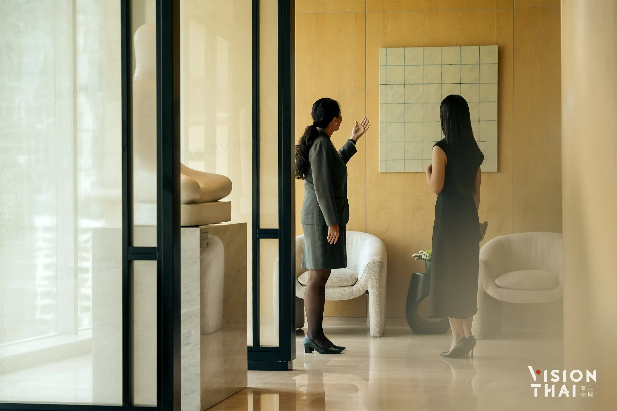 曼谷柏悅攜手NOVA Contemporary 泰國藝術家Prae個展登場至6月（來源：官方）