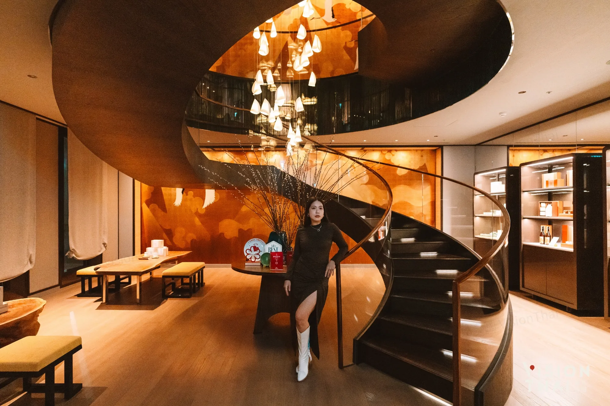 台中米其林一星餐廳《元紀･台灣菜》以「回家團聚」為概念打造的空間