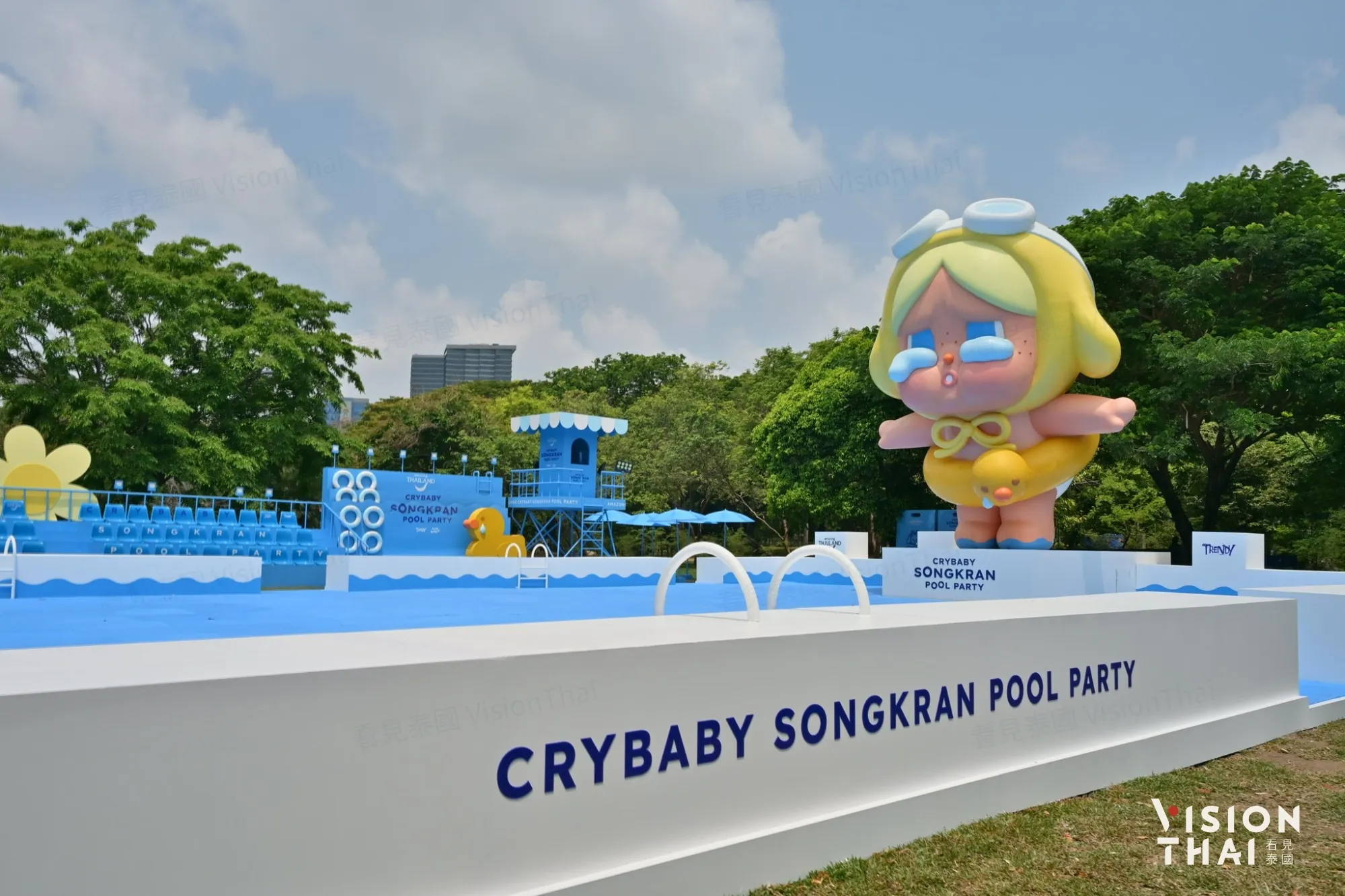 Saneh Art by Songkran Festival 2026藝術展展出人氣角色雕像（來源：Amazing Thailand）