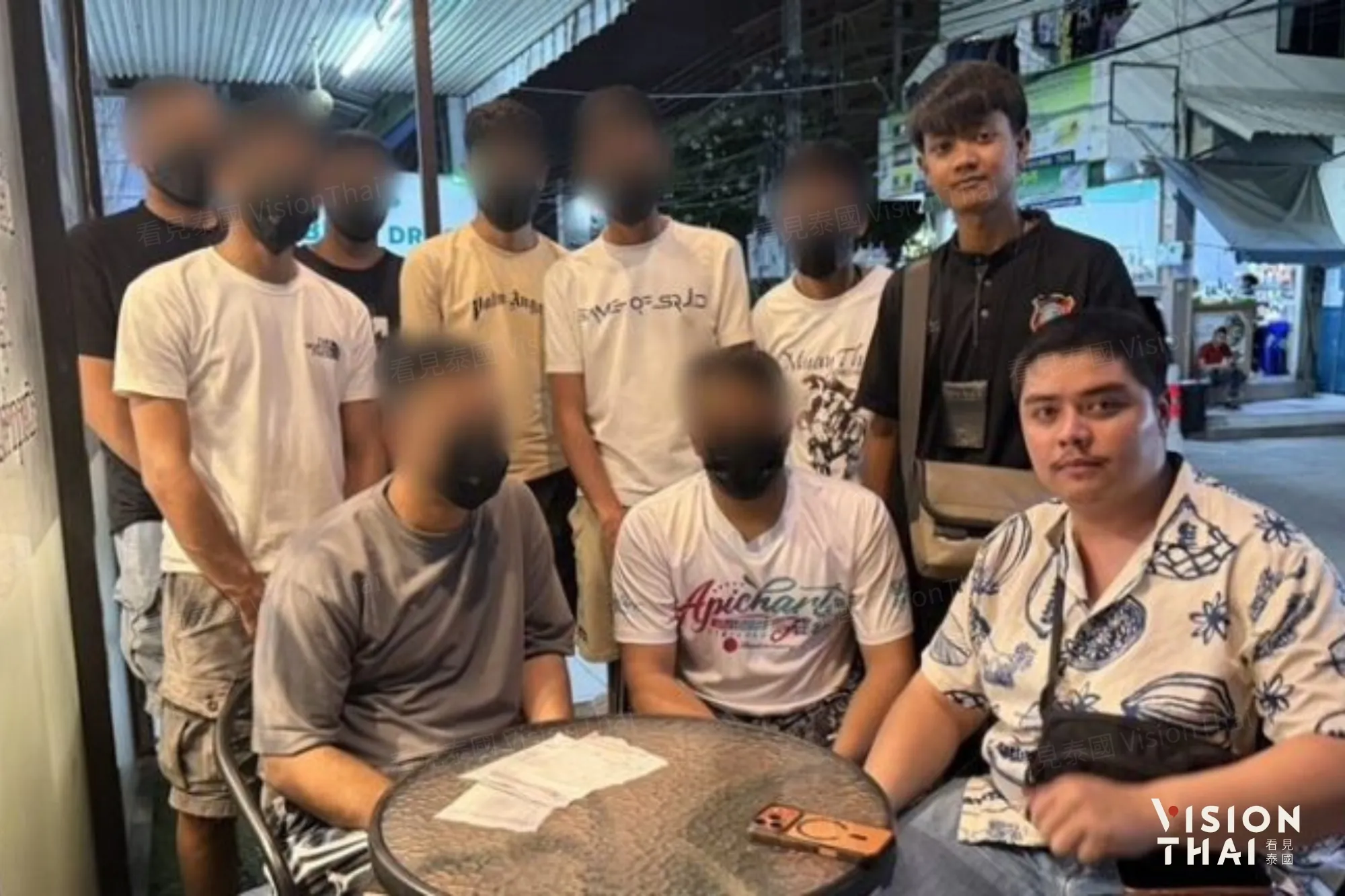 泰國警察勒索旅客!偷錄影片曝內幕 單晚被攔5次強收現金(來源:khaosod)