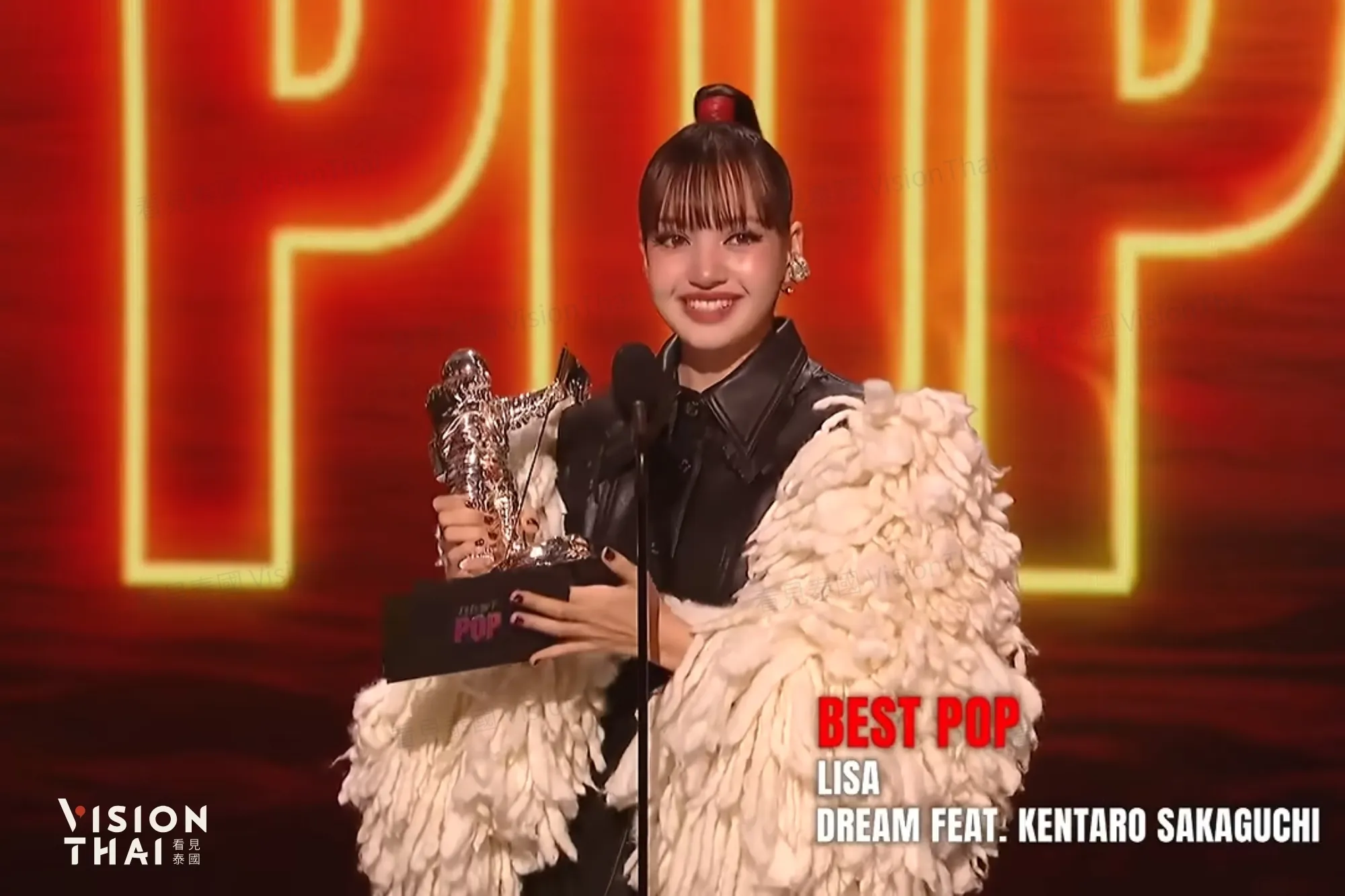 創VMA 42年紀錄!Lisa擊敗泰勒絲奪「最佳流行音樂」 亞洲Solo歌手第一人(來源:MTV)